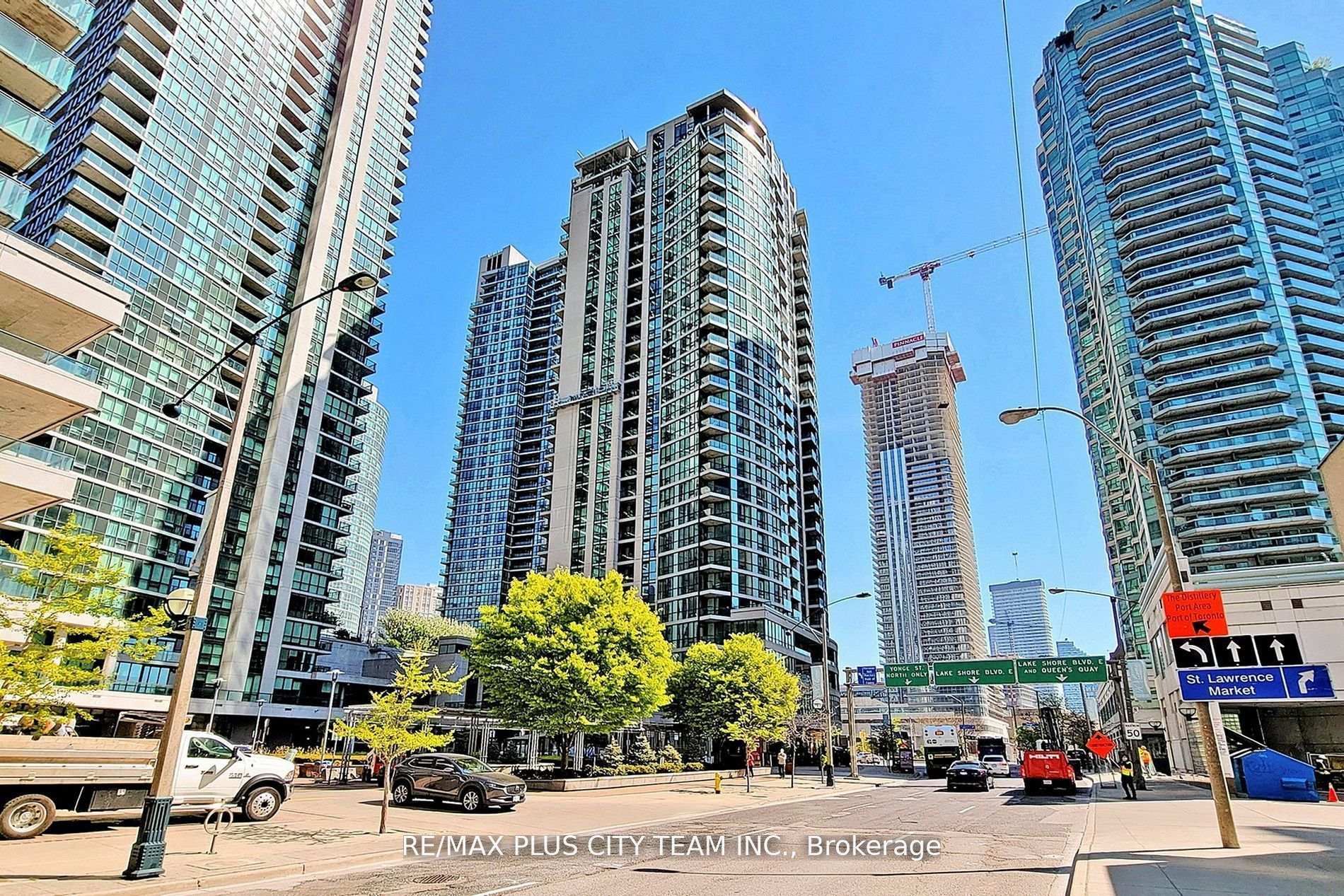 Front of Unit 2311, 12 Yonge Street