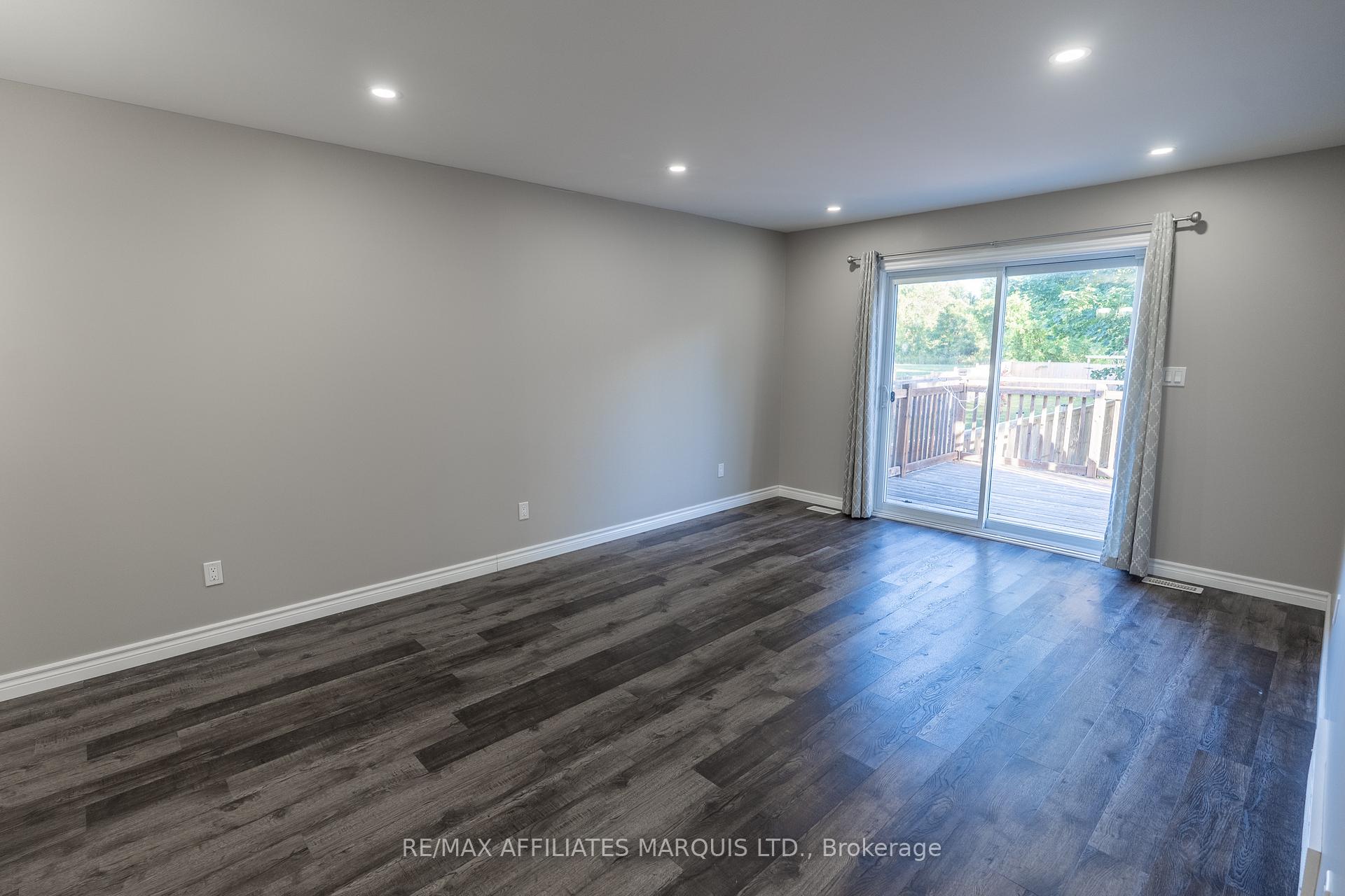 Photo 6 of 2302 Tollgate Road W, Cornwall — HOMEH