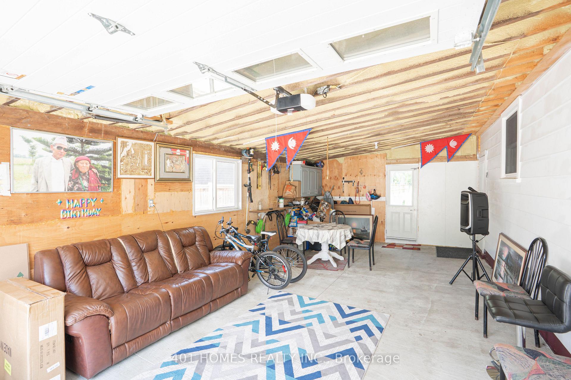 Photo 13 of 1236 Shawnee Road W, Tecumseh — HOMEH