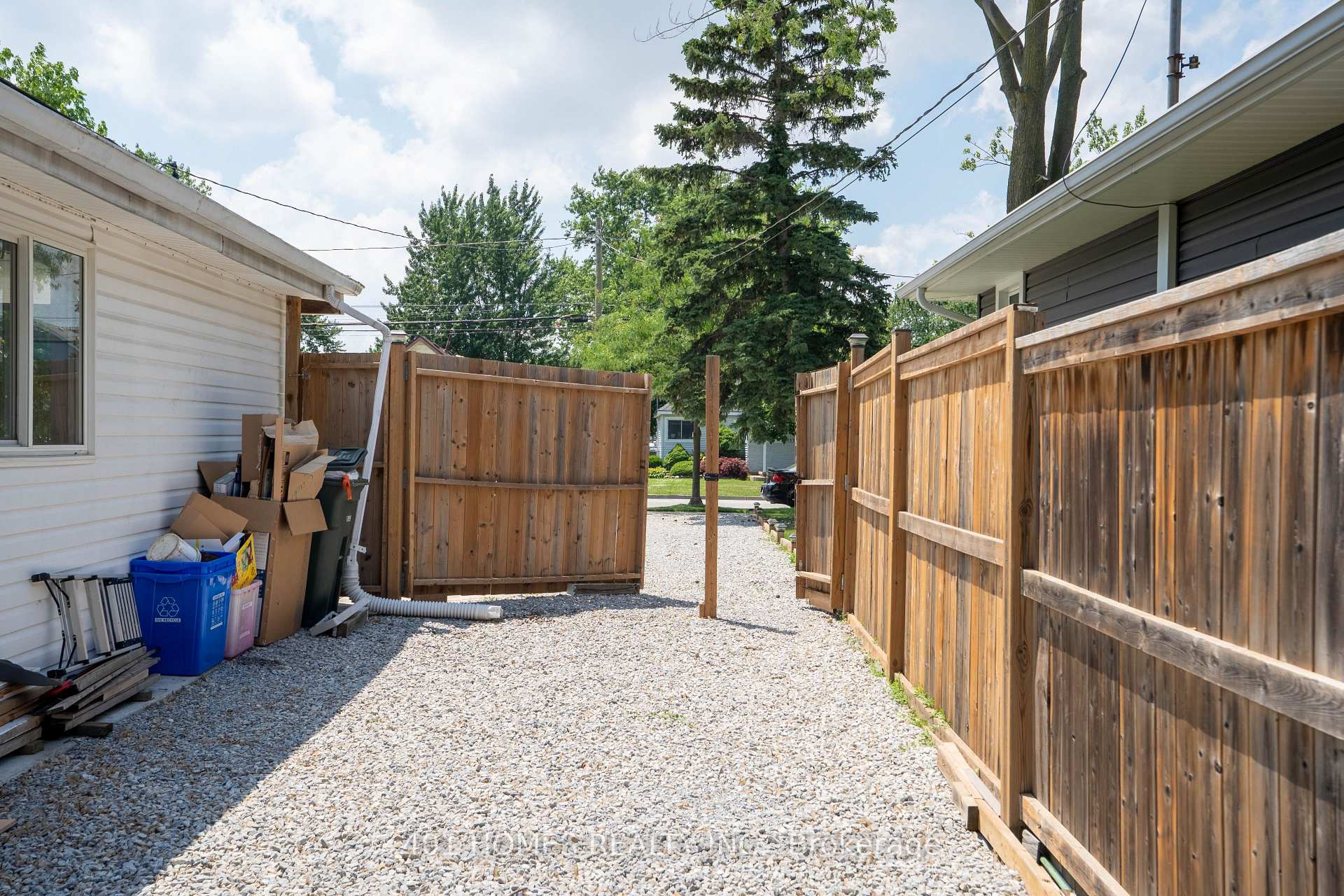 Photo 16 of 1236 Shawnee Road W, Tecumseh — HOMEH