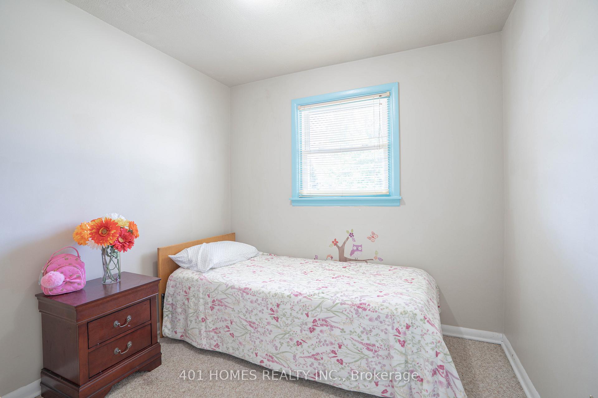 Photo 23 of 1236 Shawnee Road W, Tecumseh — HOMEH