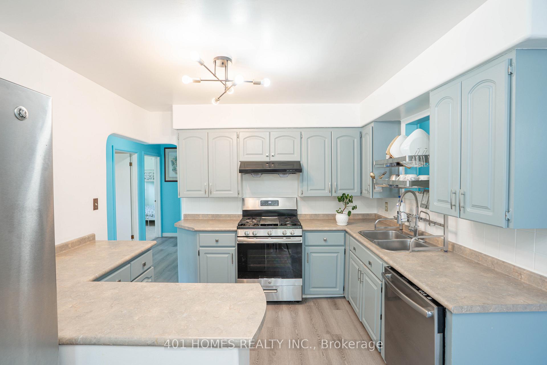 Photo 29 of 1236 Shawnee Road W, Tecumseh — HOMEH