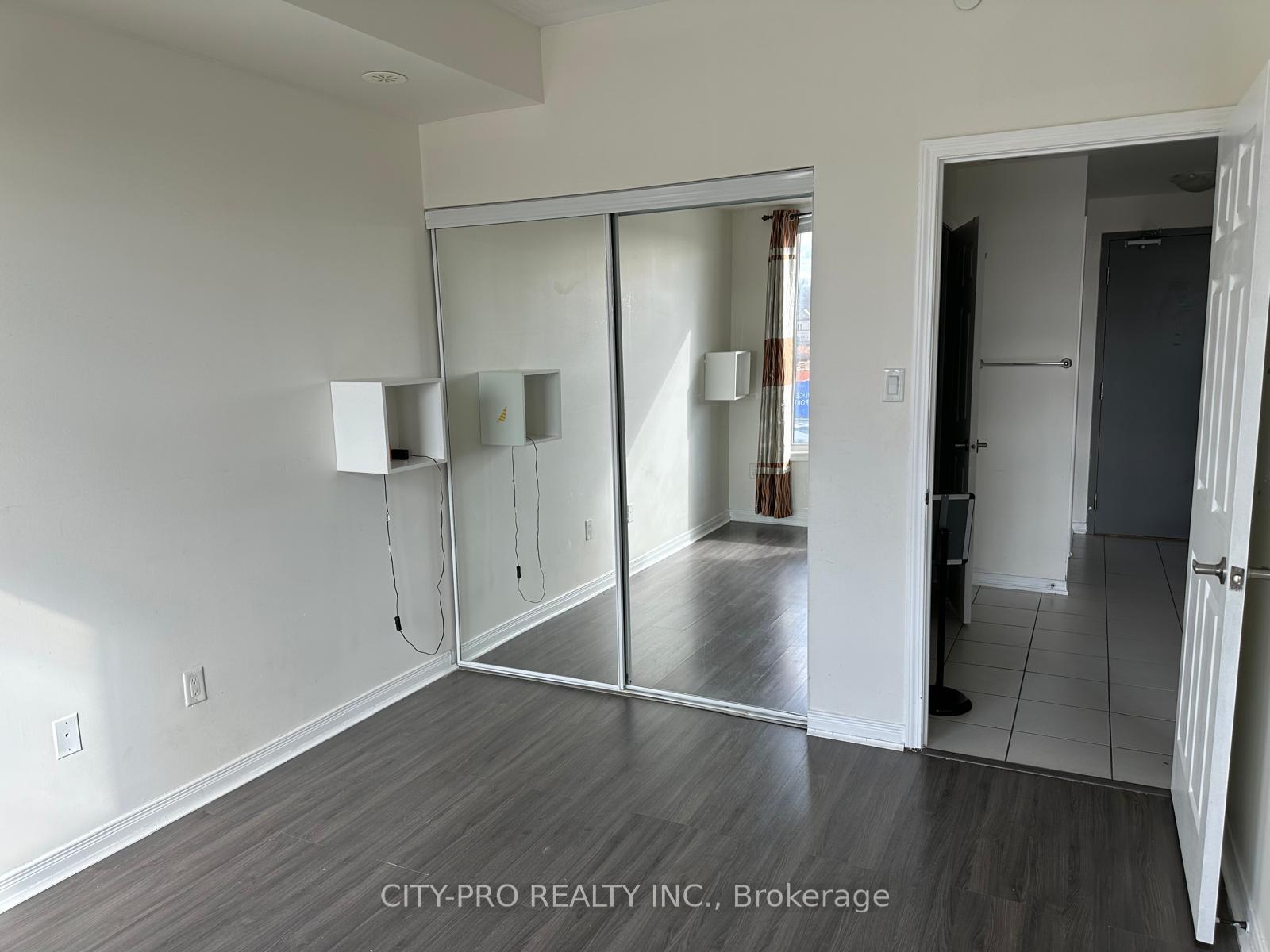 Photo 12 of Unit 210, 50 Sky Harbour Drive, Brampton, Bram West — HOMEH