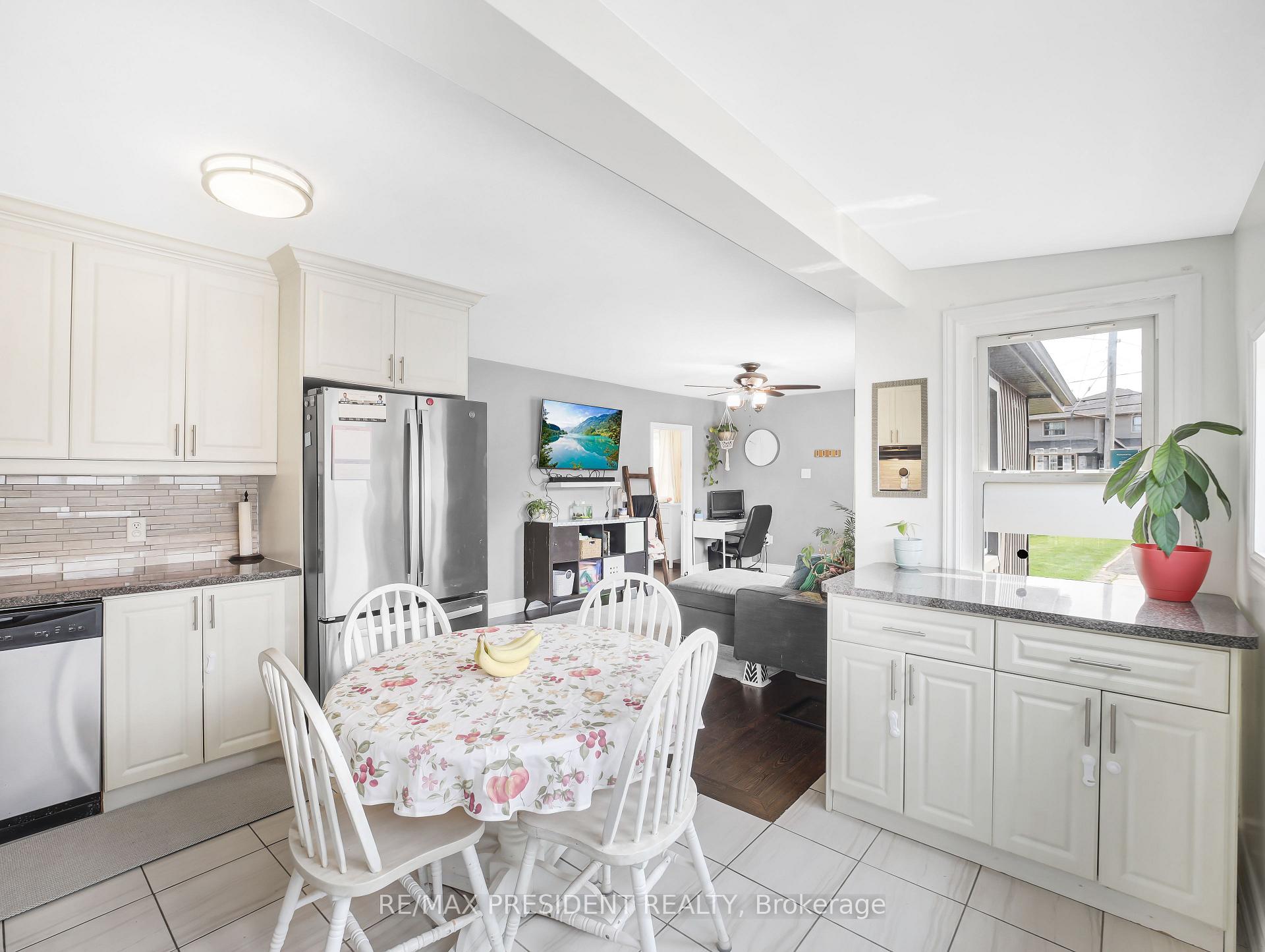 Photo 8 of 135 Green Road, Hamilton, Stoney Creek — HOMEH