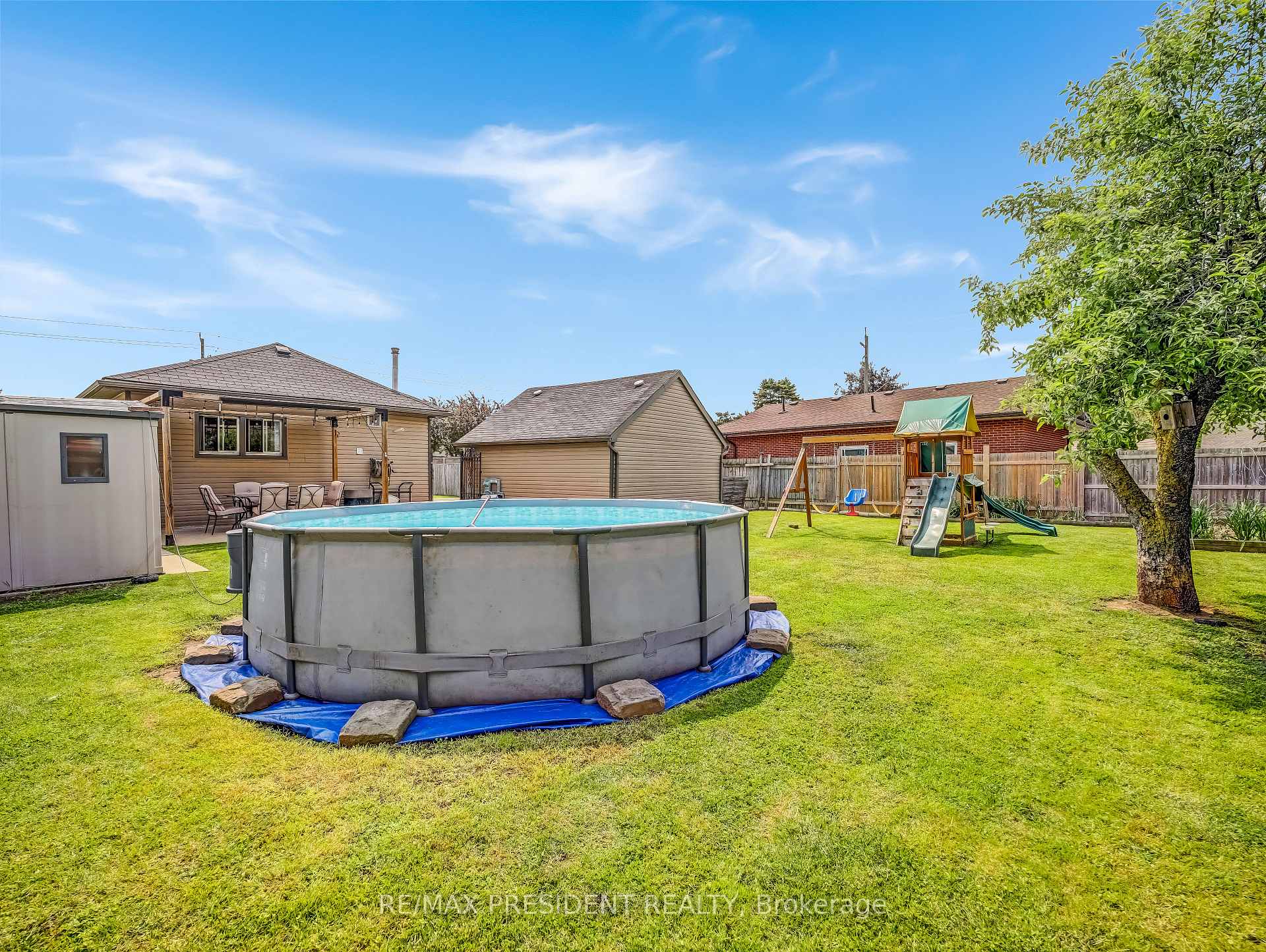 Photo 24 of 135 Green Road, Hamilton, Stoney Creek — HOMEH