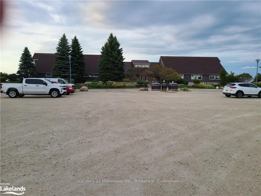 Photo 19 of 384 Mariners Way, Collingwood — HOMEH