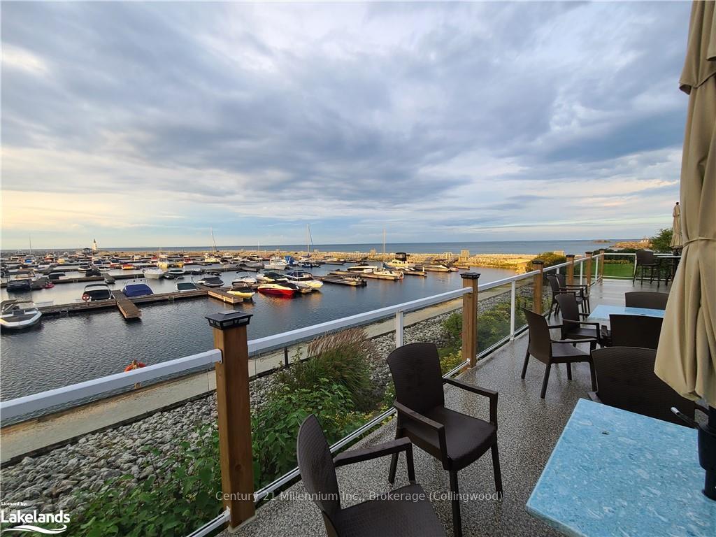 Photo 27 of 384 Mariners Way, Collingwood — HOMEH