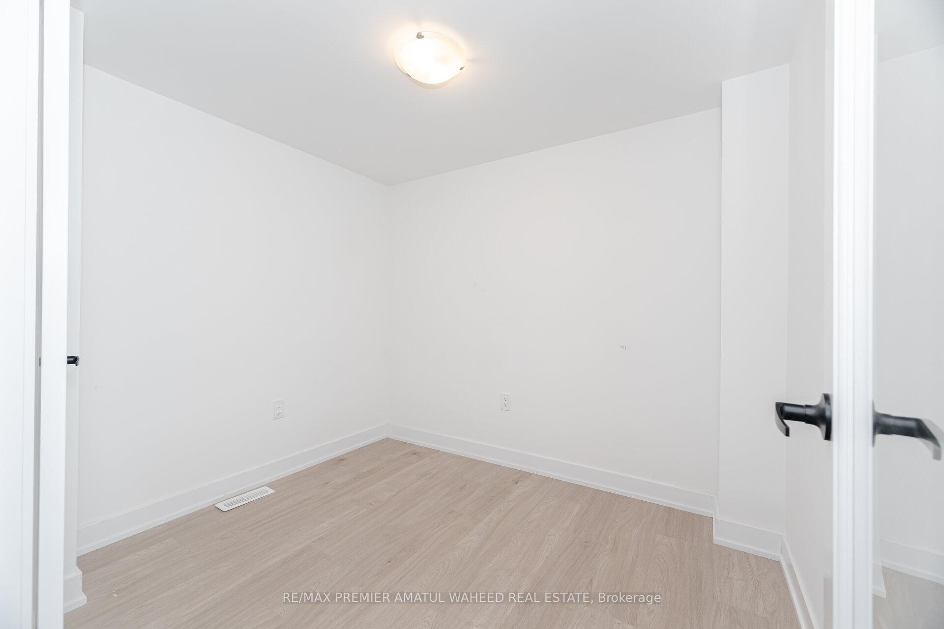 Photo 14 of 23 Silo Mews, Barrie, Rural Barrie Southeast — HOMEH