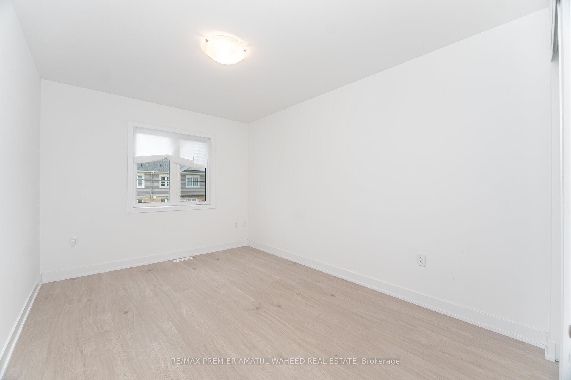 Photo 21 of 23 Silo Mews, Barrie, Rural Barrie Southeast — HOMEH