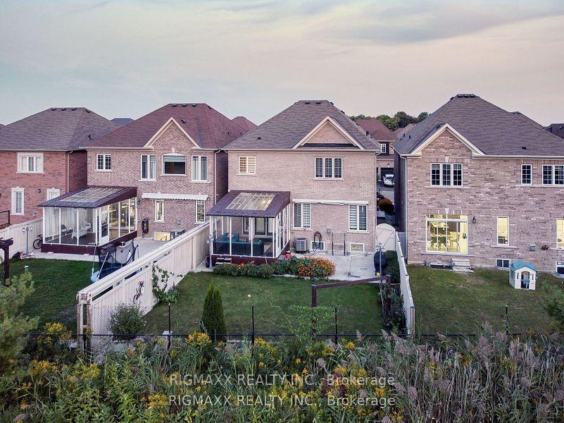 Photo 38 of 22 Iguana Trail, Brampton, Northwest Brampton — HOMEH