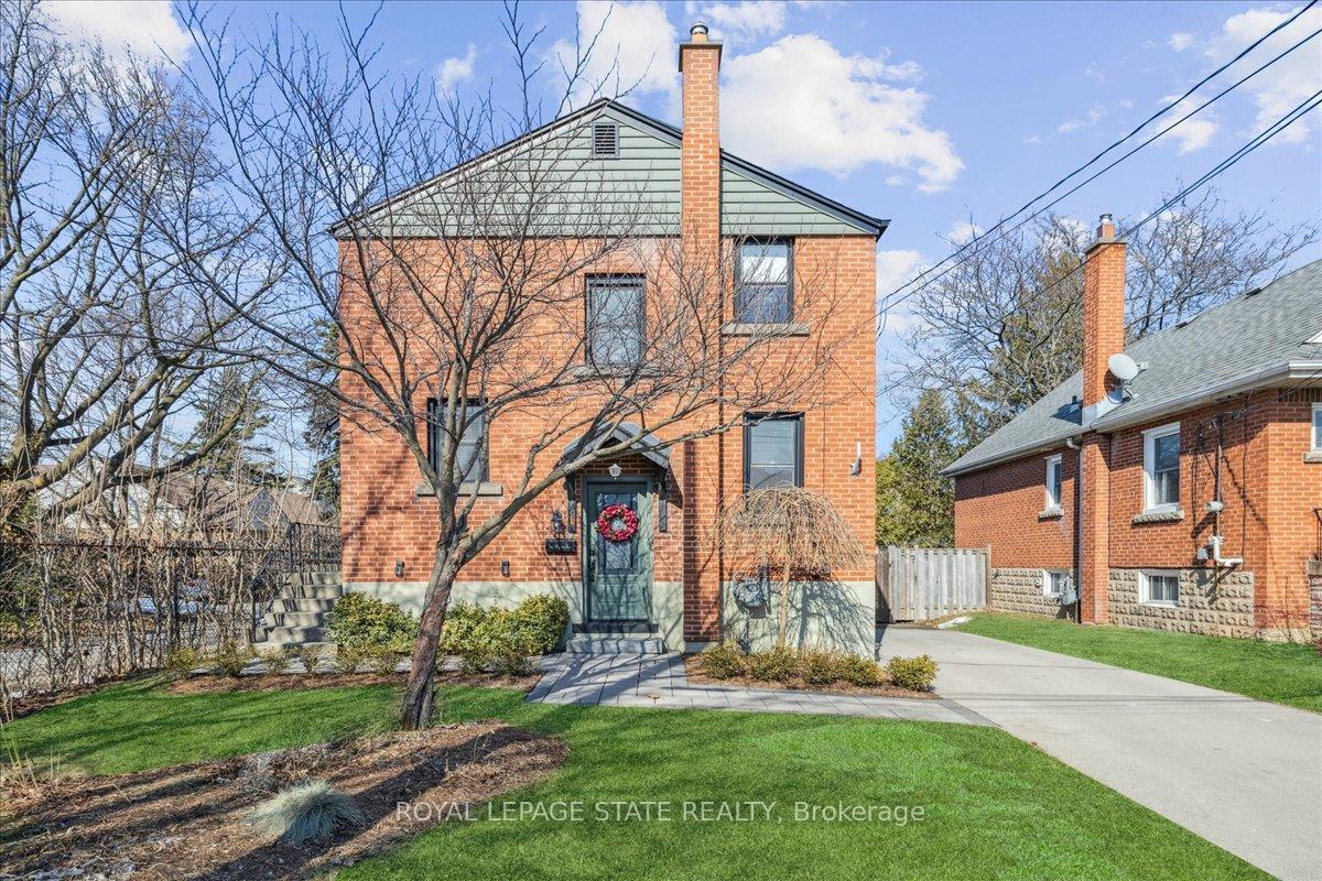 Front of 1 Alpine Avenue
