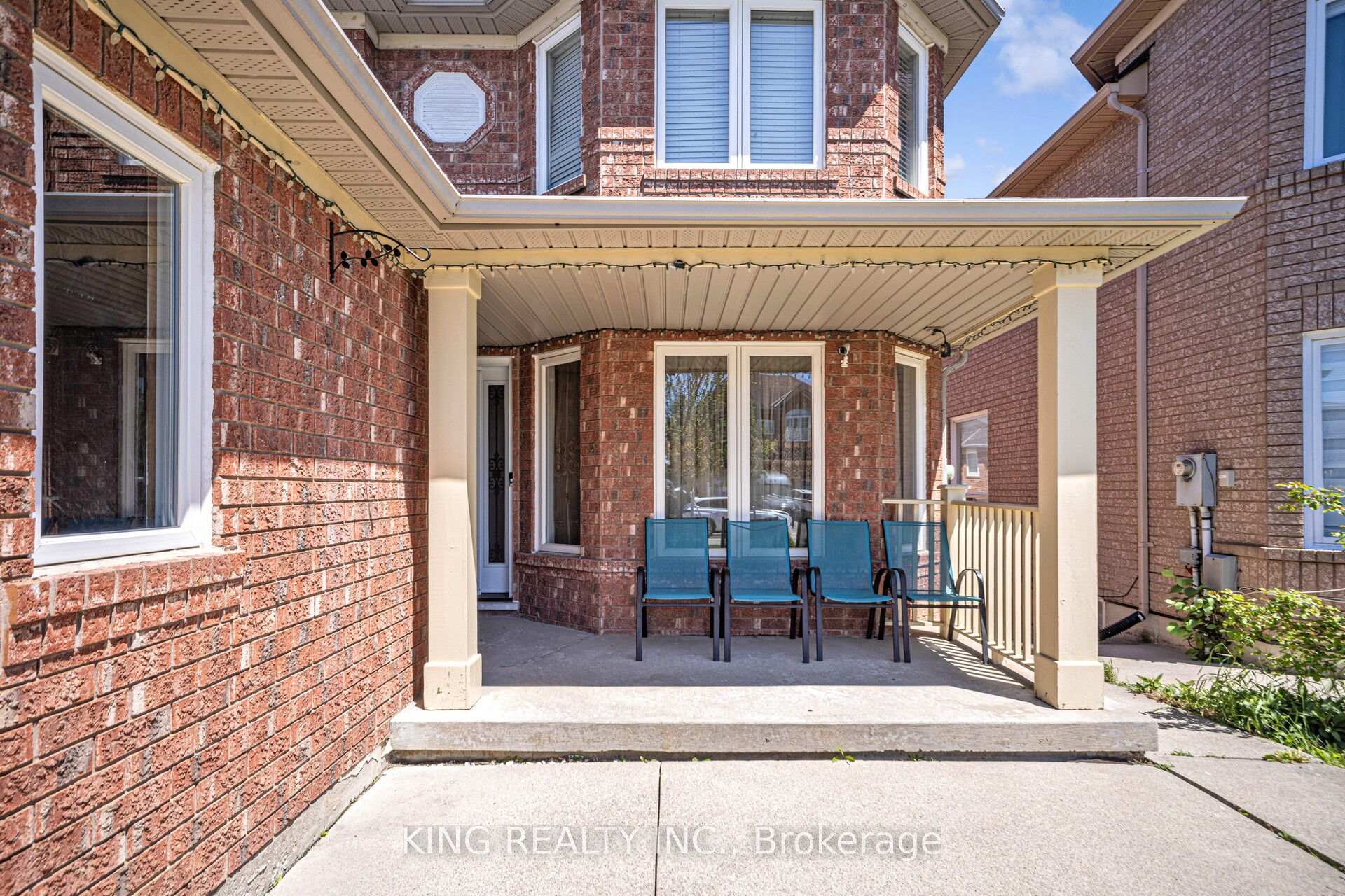 Photo 14 of 24 Snow Leopard Court, Brampton, Sandringham-Wellington — HOMEH
