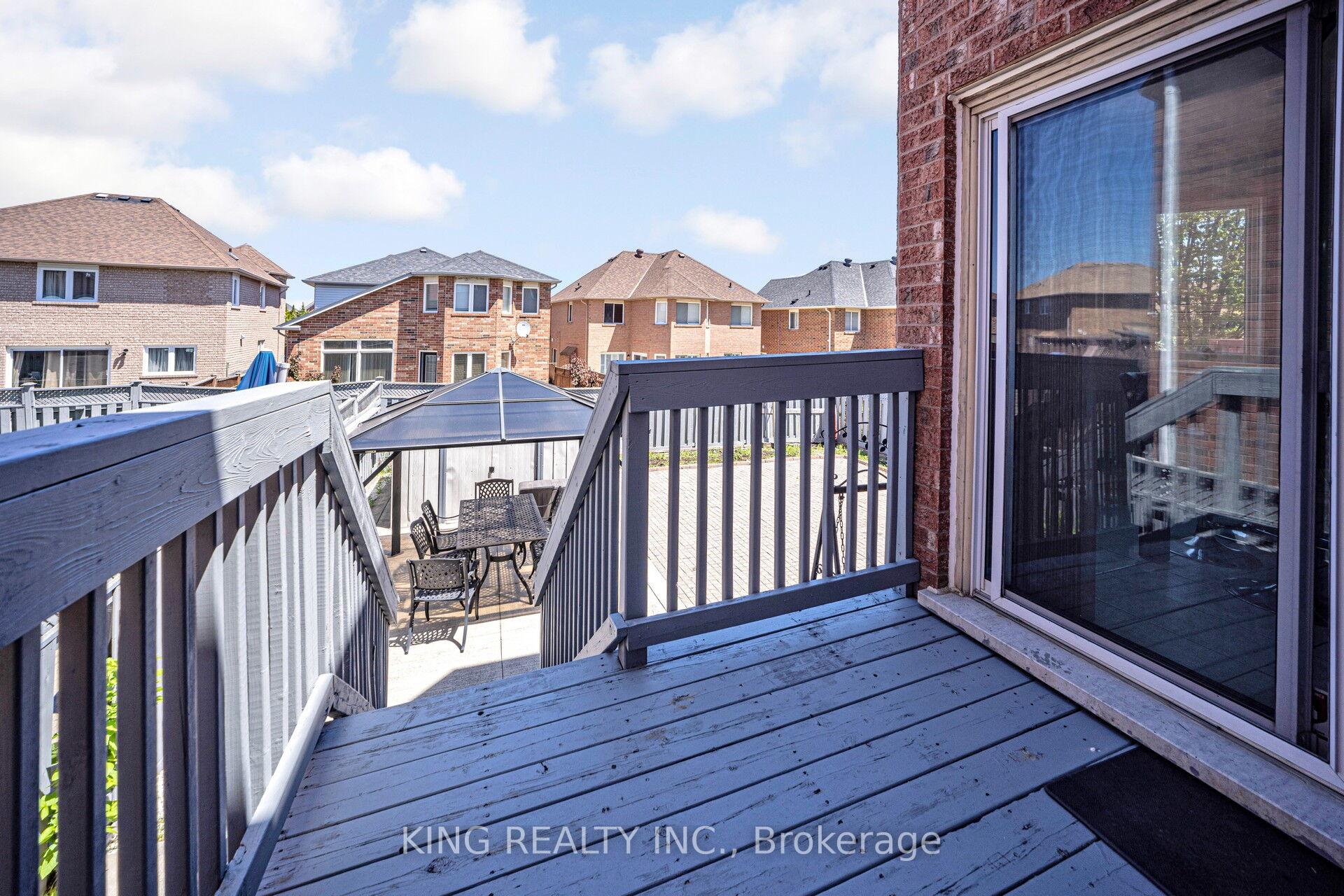 Photo 31 of 24 Snow Leopard Court, Brampton, Sandringham-Wellington — HOMEH