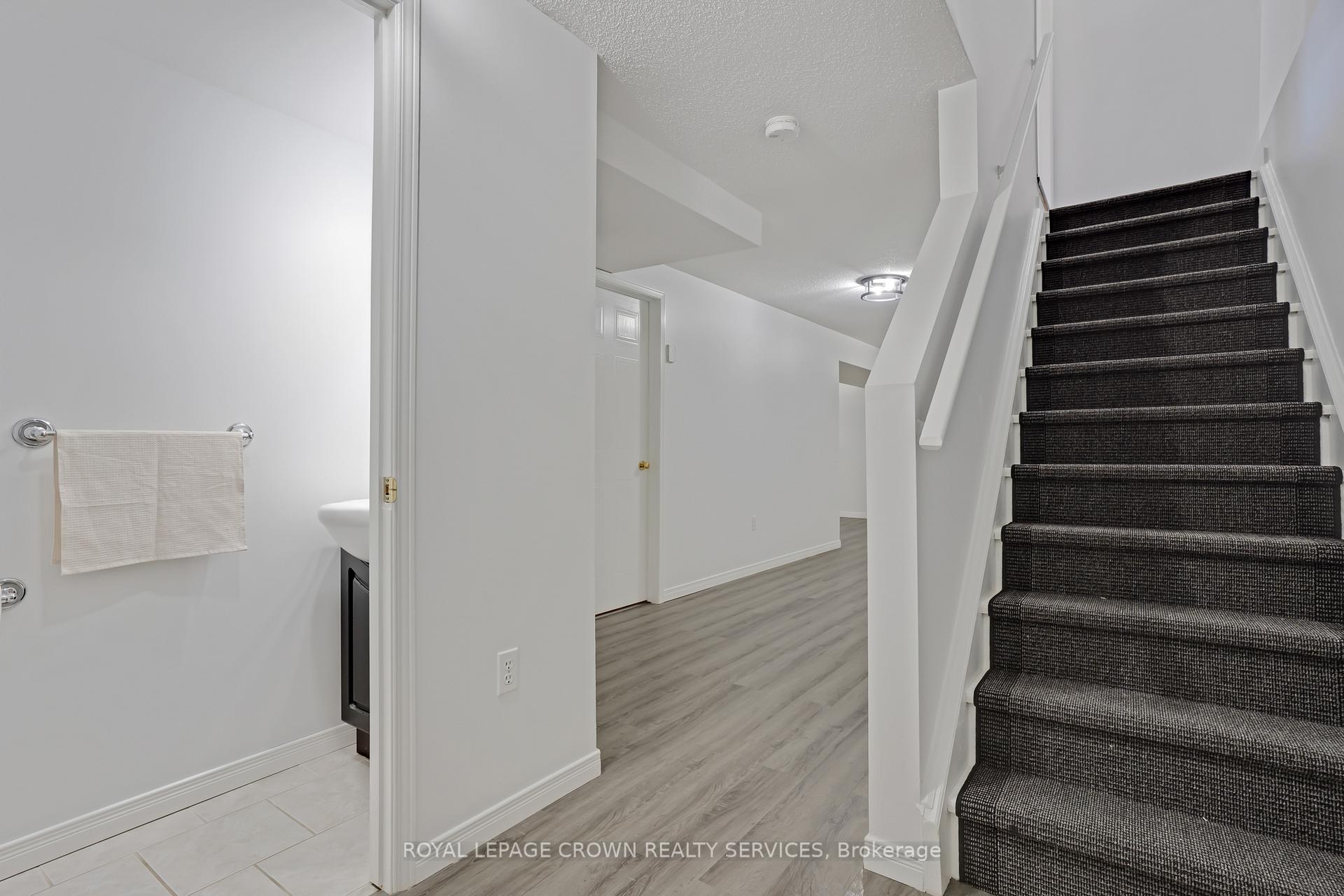 Photo 28 of 20 Elma Place, Cambridge, Hespeler Village — HOMEH