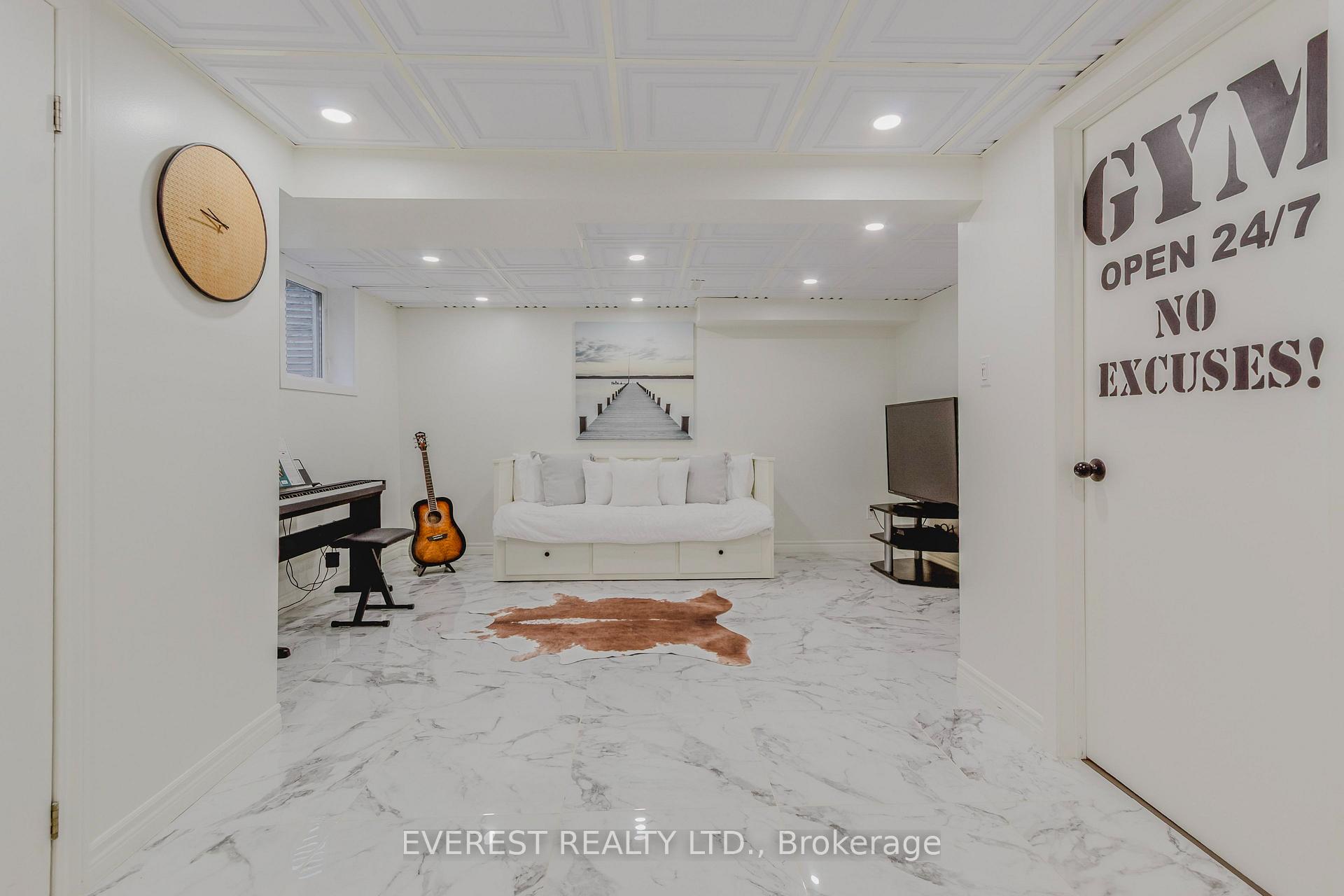Photo 21 of 301 Sunnymeade Drive, Hamilton, Ancaster — HOMEH