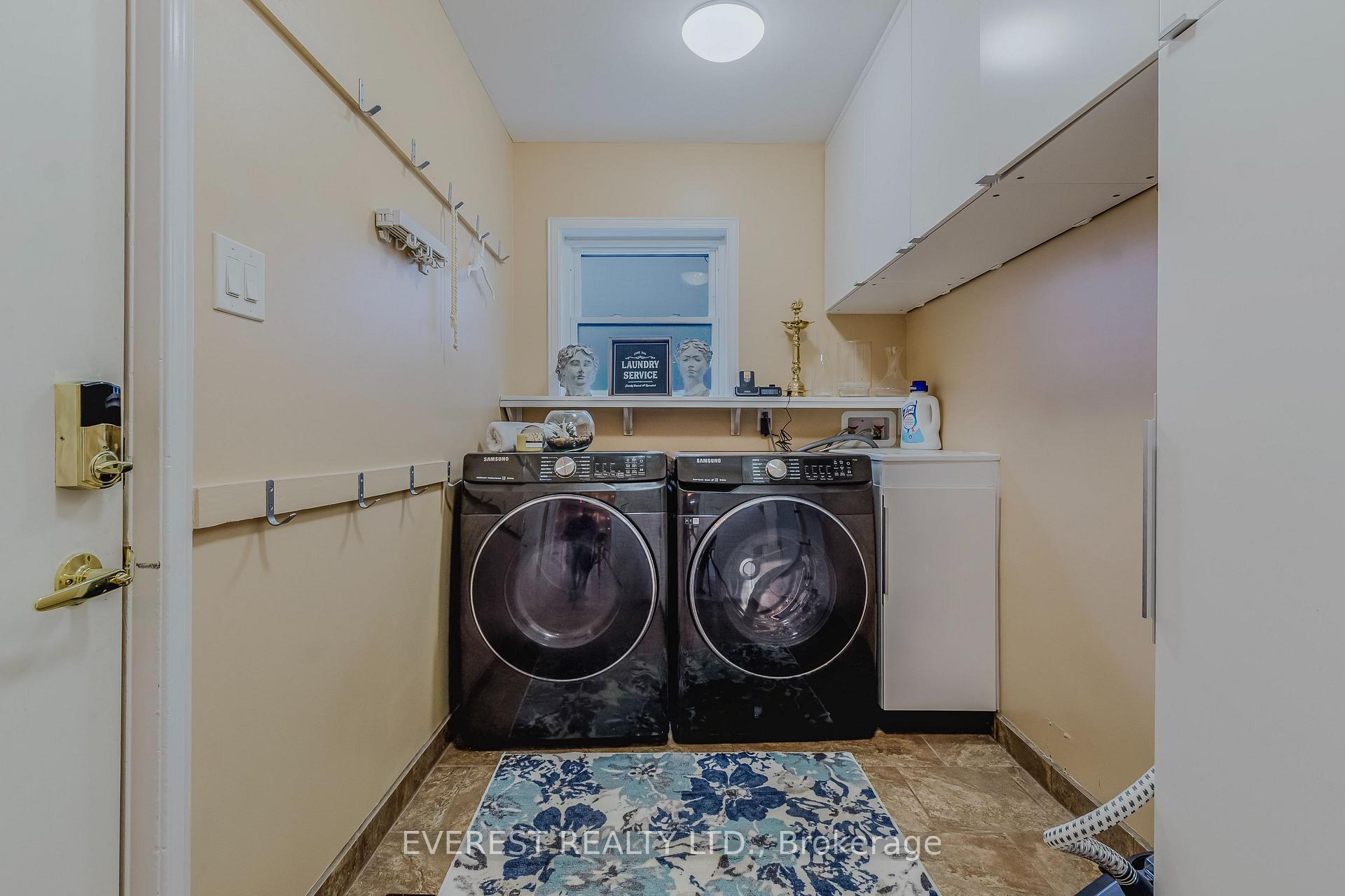 Photo 37 of 301 Sunnymeade Drive, Hamilton, Ancaster — HOMEH