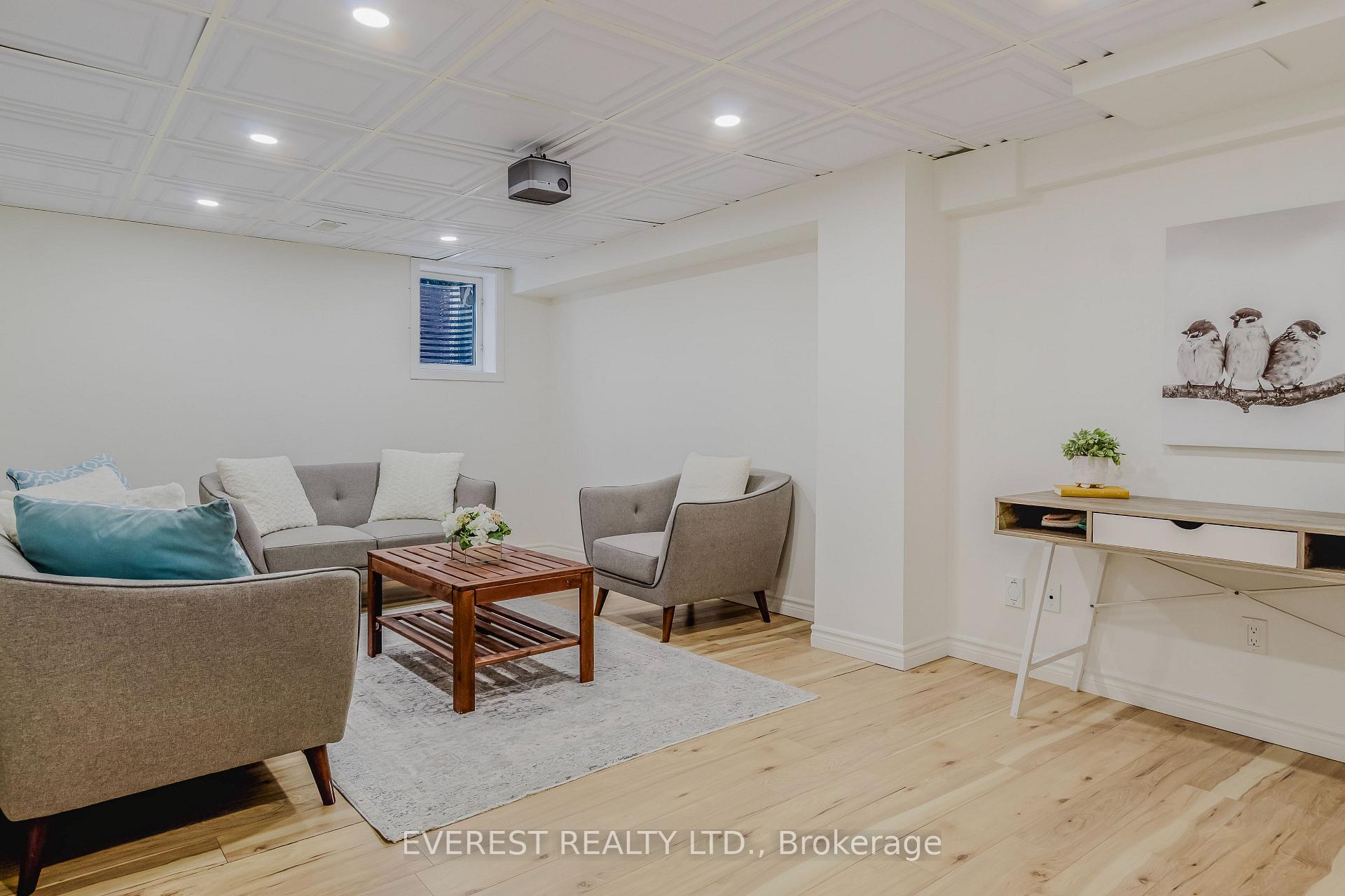 Photo 44 of 301 Sunnymeade Drive, Hamilton, Ancaster — HOMEH