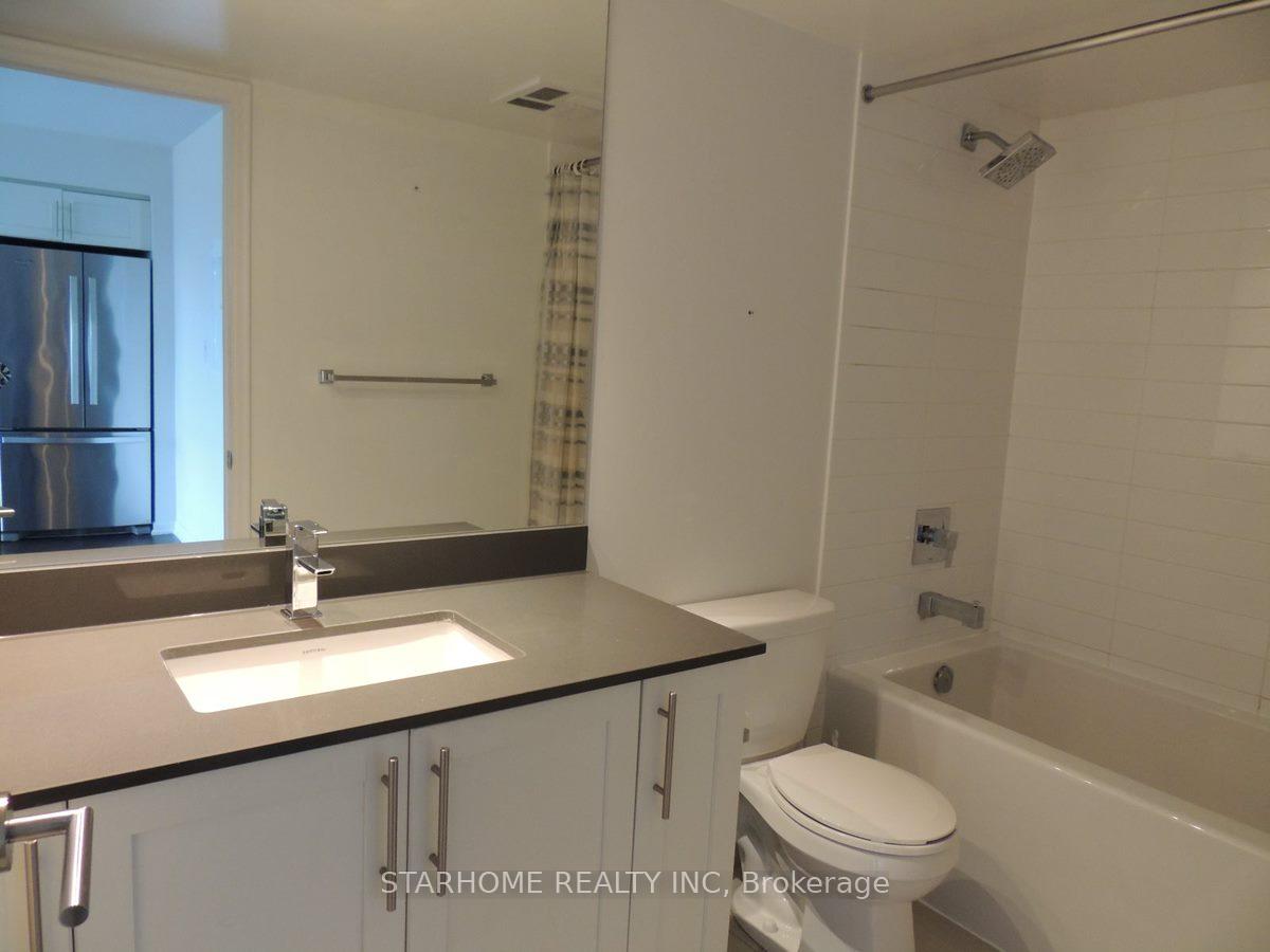 Photo 5 of Unit 2314, 400 Adelaide Street E, Toronto, Moss Park — HOMEH