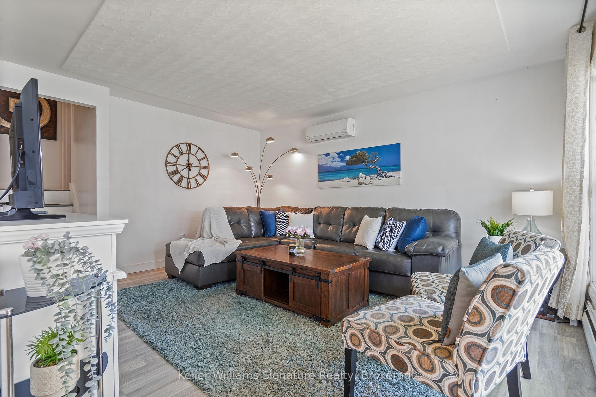 Photo 6 of 341 West 5th Street, Hamilton, Bonnington — HOMEH