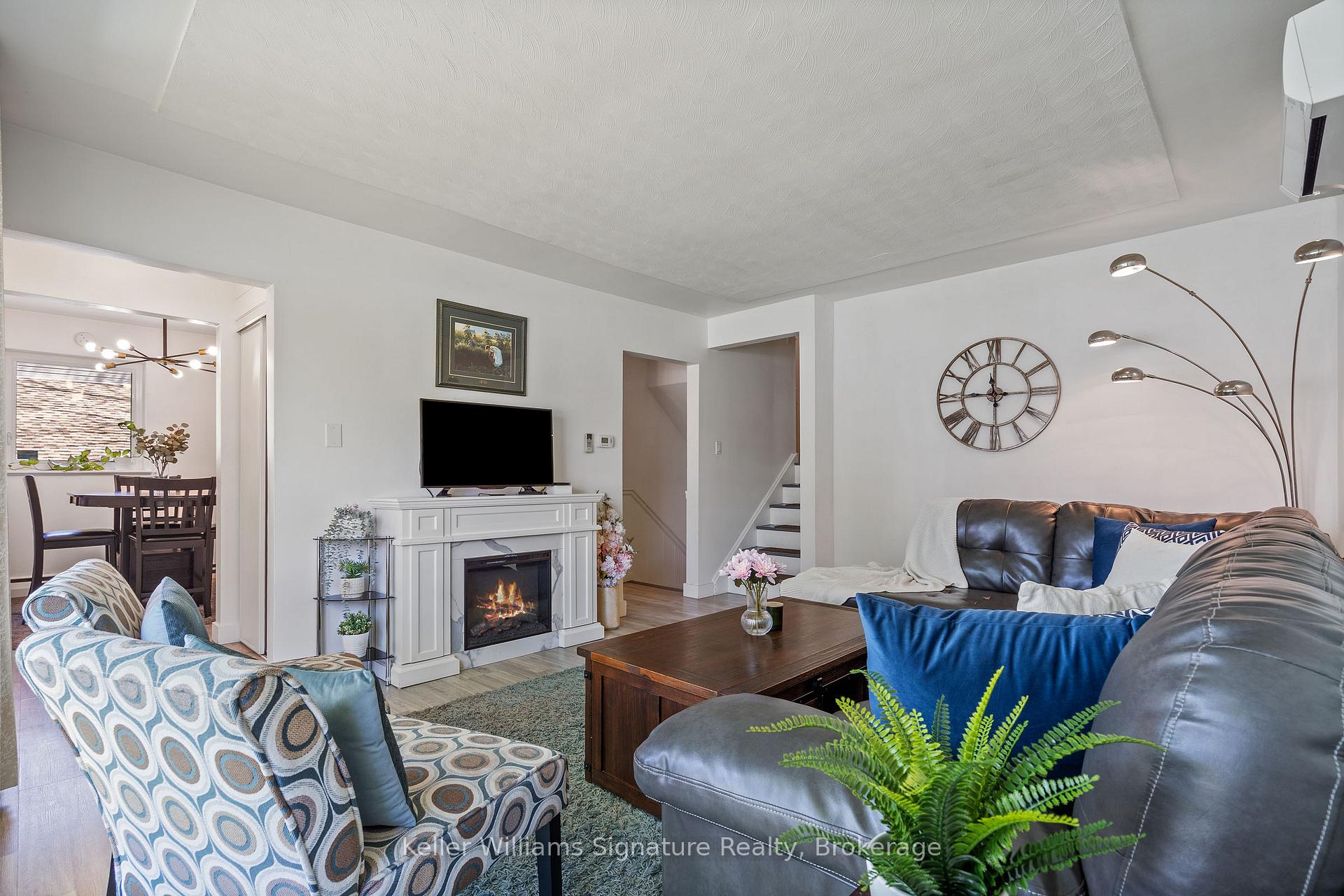 Photo 10 of 341 West 5th Street, Hamilton, Bonnington — HOMEH
