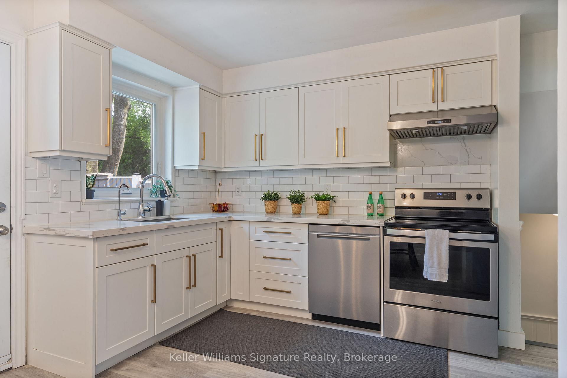 Photo 15 of 341 West 5th Street, Hamilton, Bonnington — HOMEH