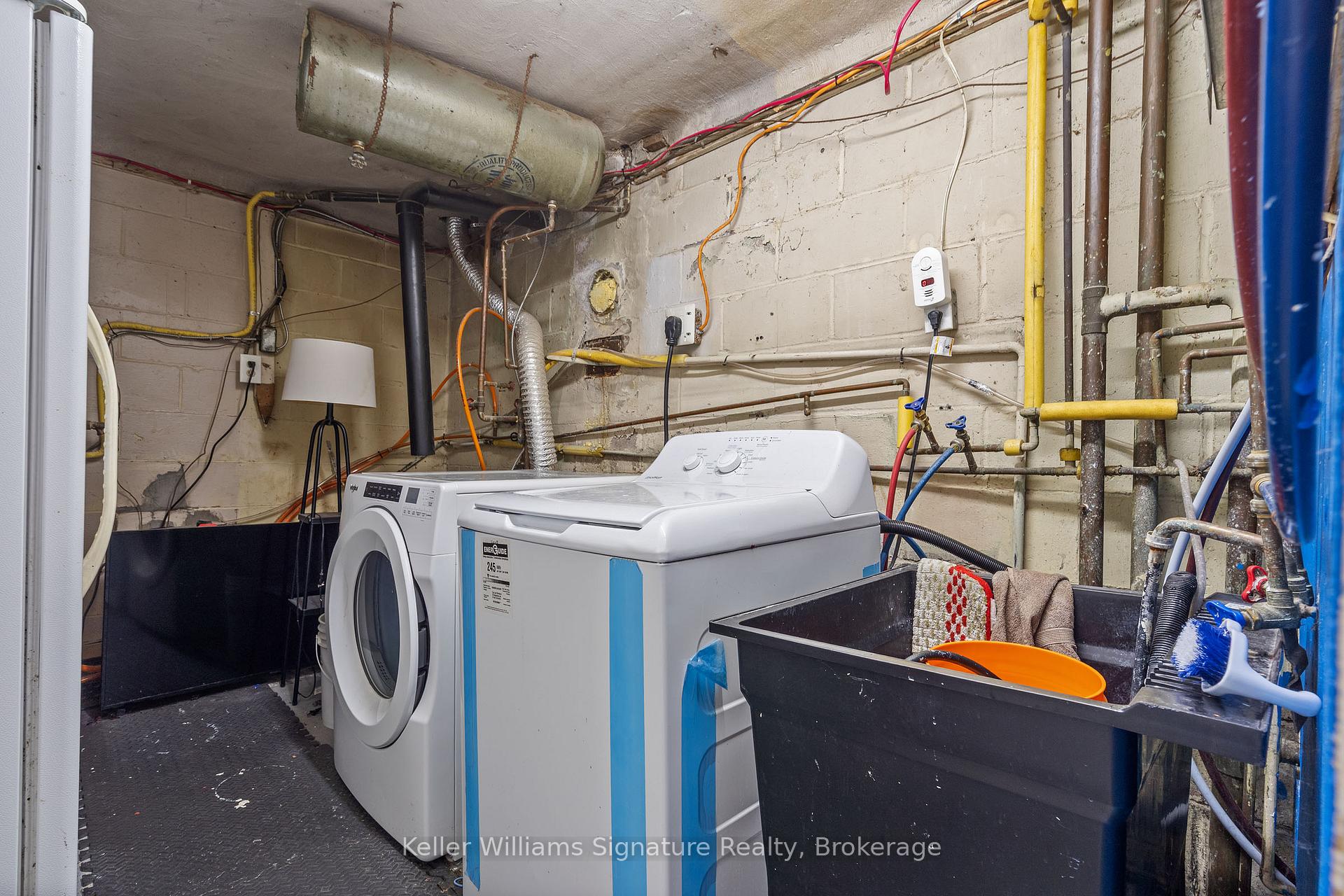 Photo 42 of 341 West 5th Street, Hamilton, Bonnington — HOMEH