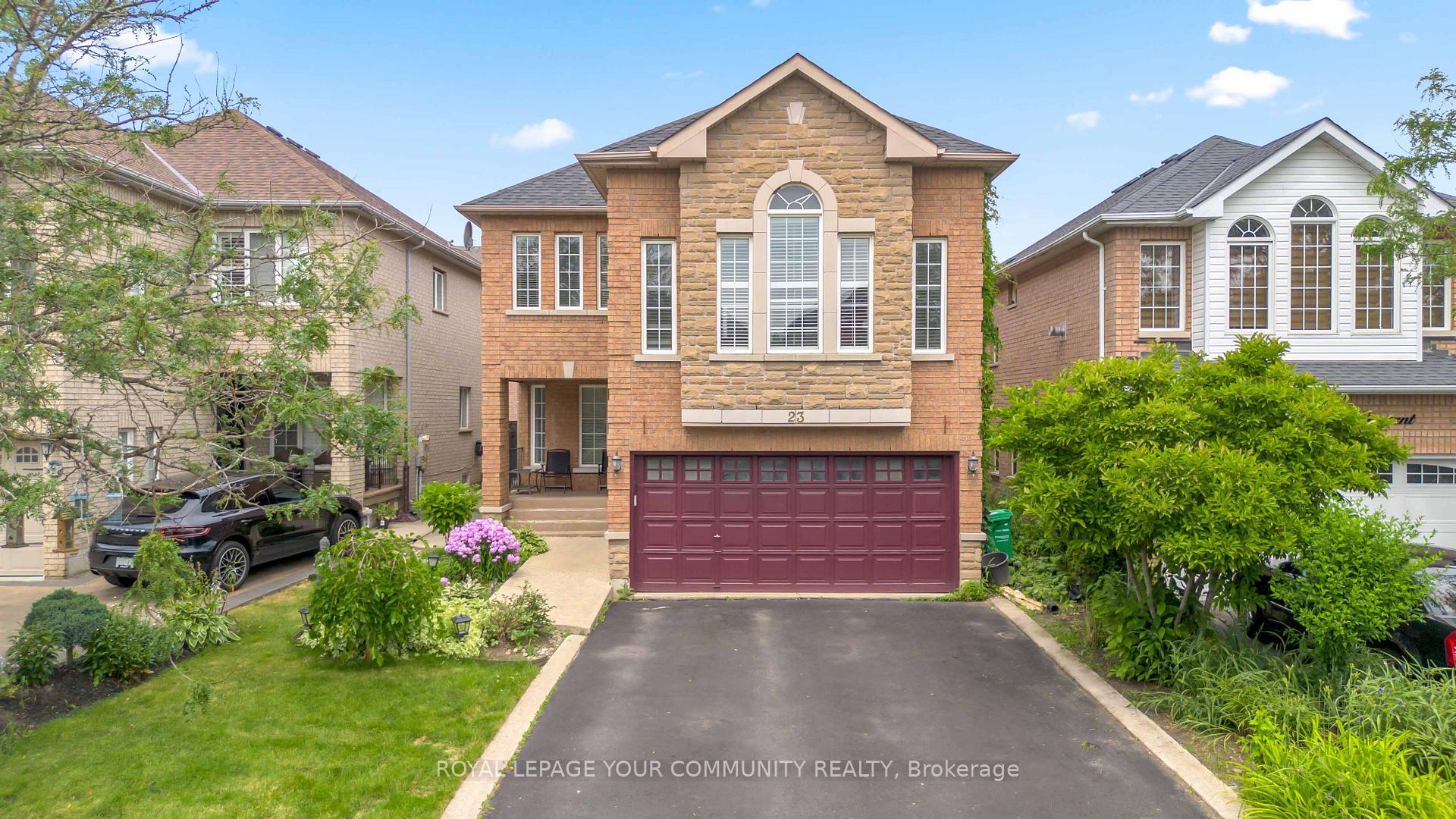 Photo 1 of 23 Hillpath Crescent, Brampton, Snelgrove — HOMEH