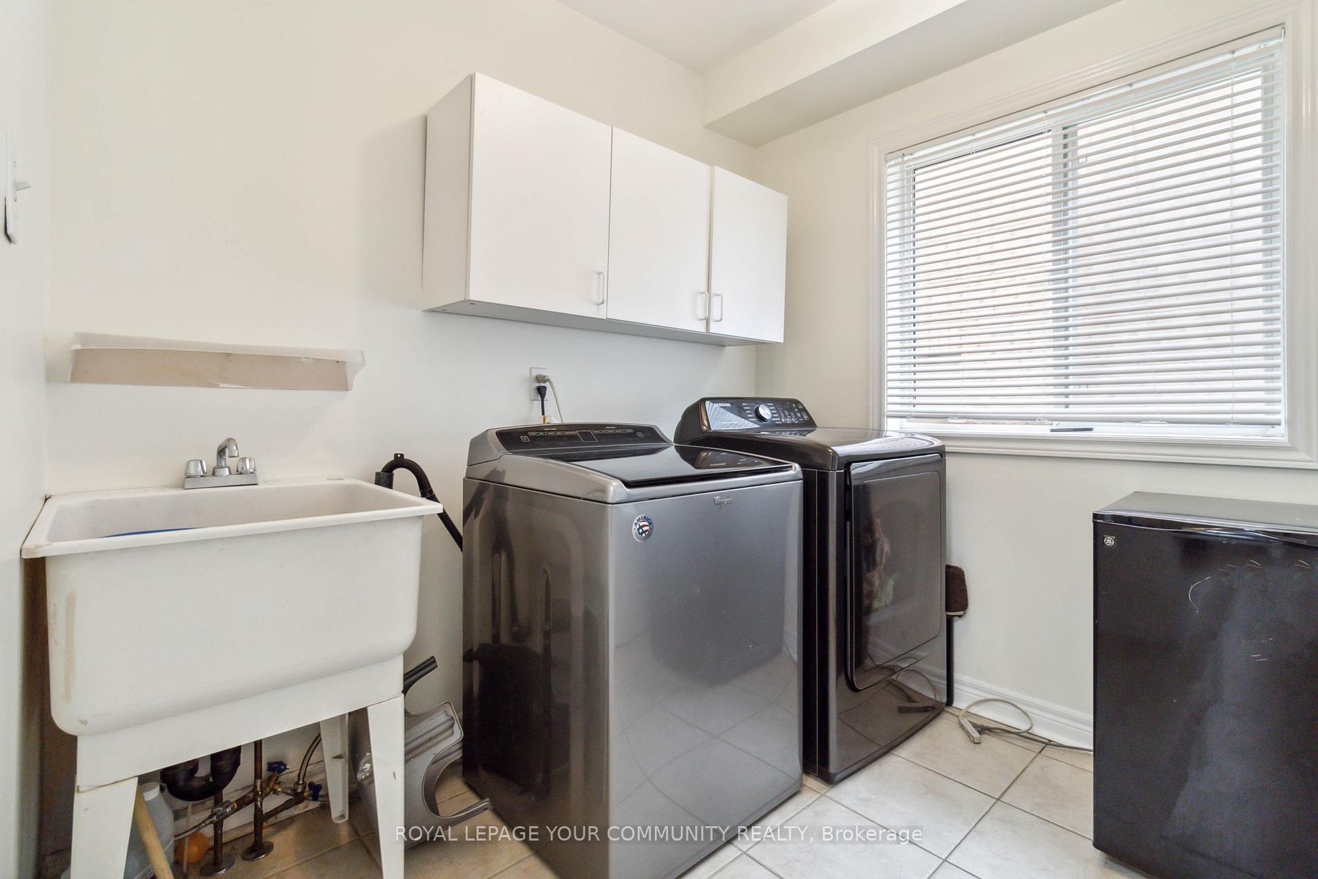 Photo 27 of 23 Hillpath Crescent, Brampton, Snelgrove — HOMEH