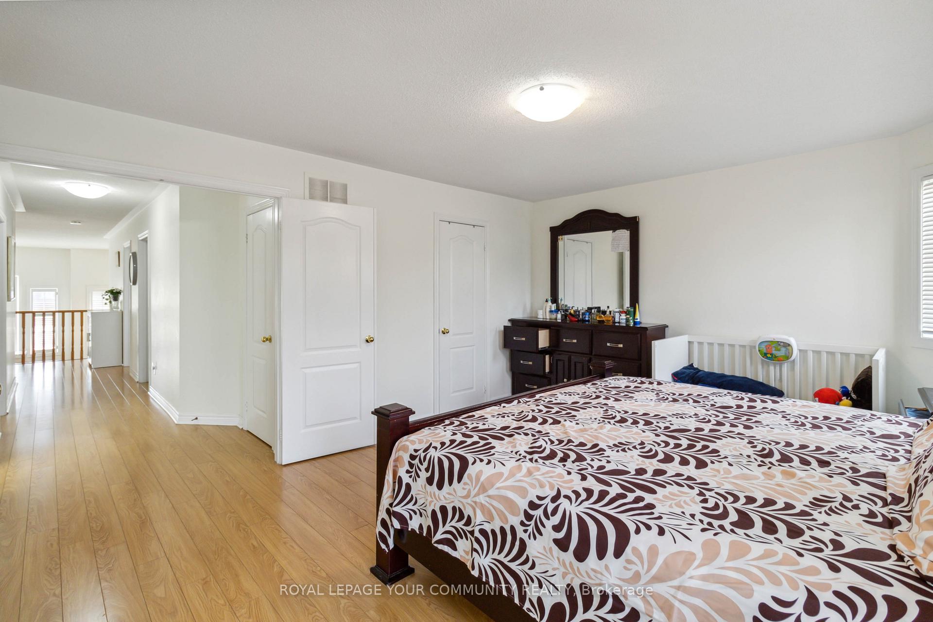 Photo 25 of 23 Hillpath Crescent, Brampton, Snelgrove — HOMEH