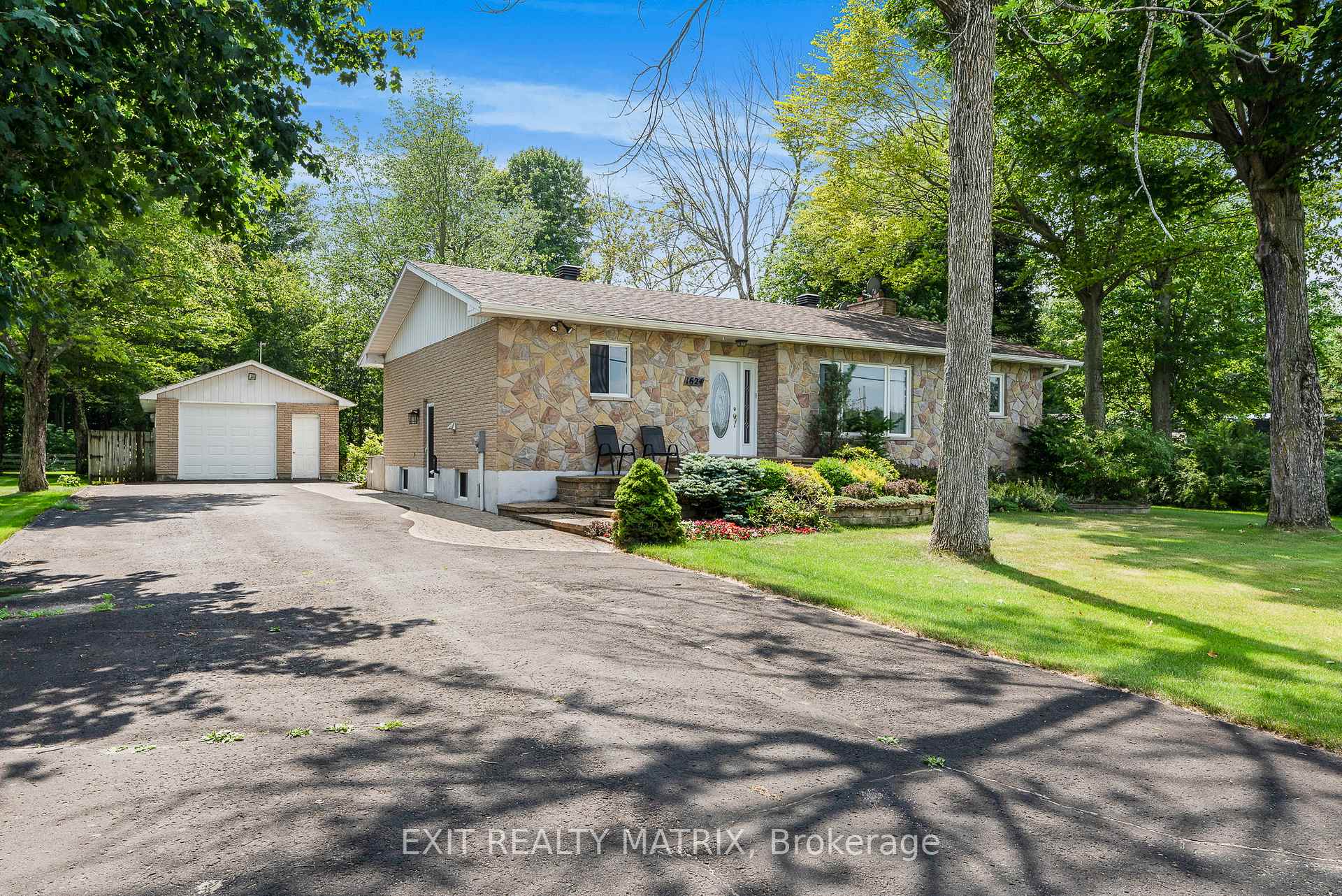 Photo 1 of 1624 Ste-Anne Road, Champlain, Champlain Twp — HOMEH