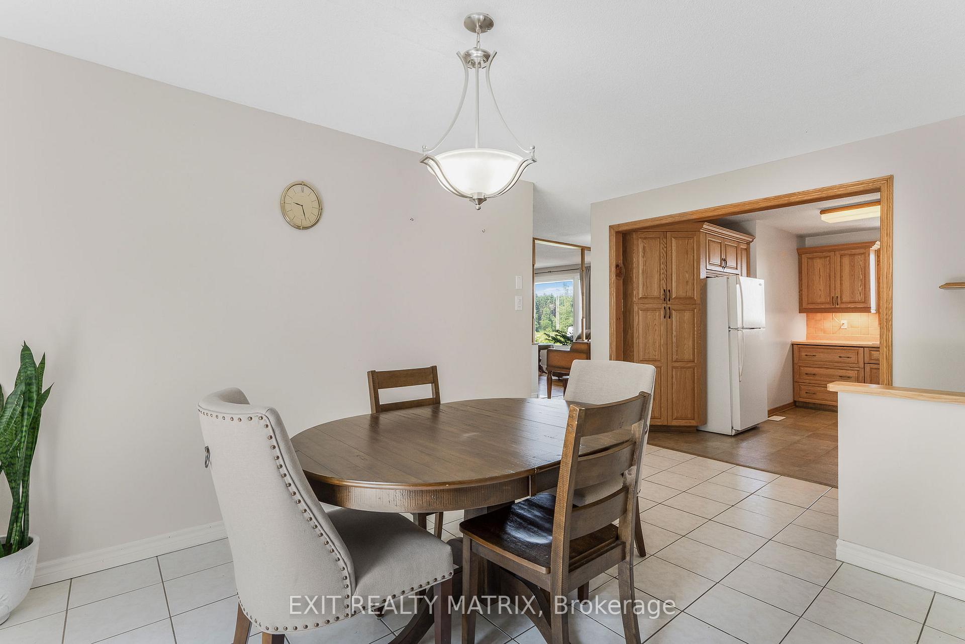 Photo 8 of 1624 Ste-Anne Road, Champlain, Champlain Twp — HOMEH
