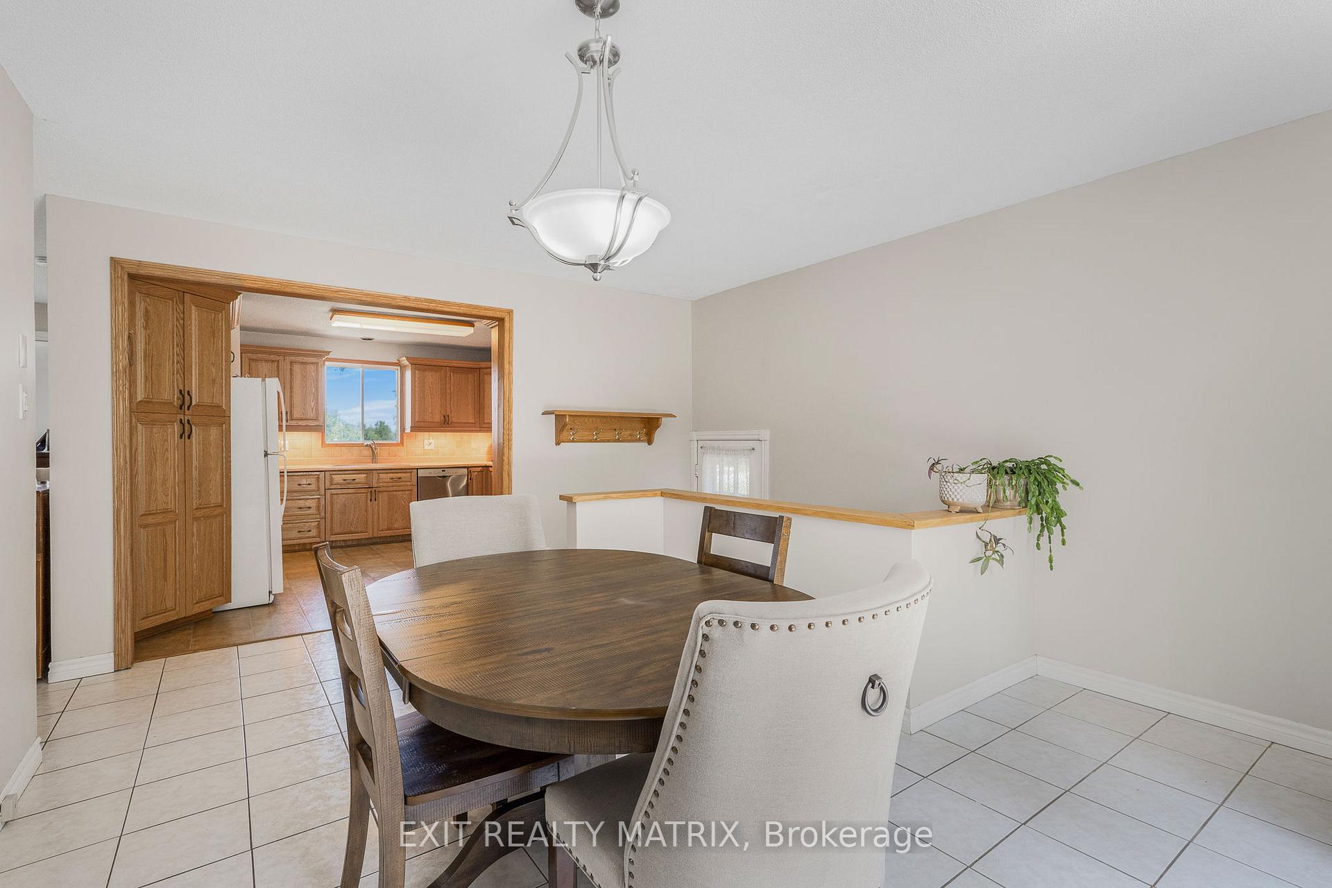 Photo 7 of 1624 Ste-Anne Road, Champlain, Champlain Twp — HOMEH