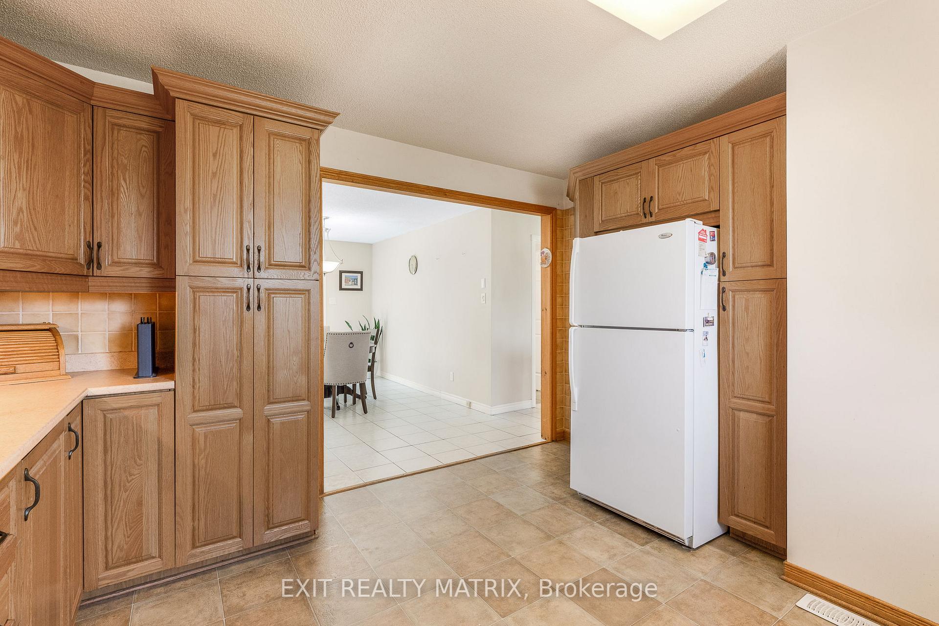 Photo 16 of 1624 Ste-Anne Road, Champlain, Champlain Twp — HOMEH