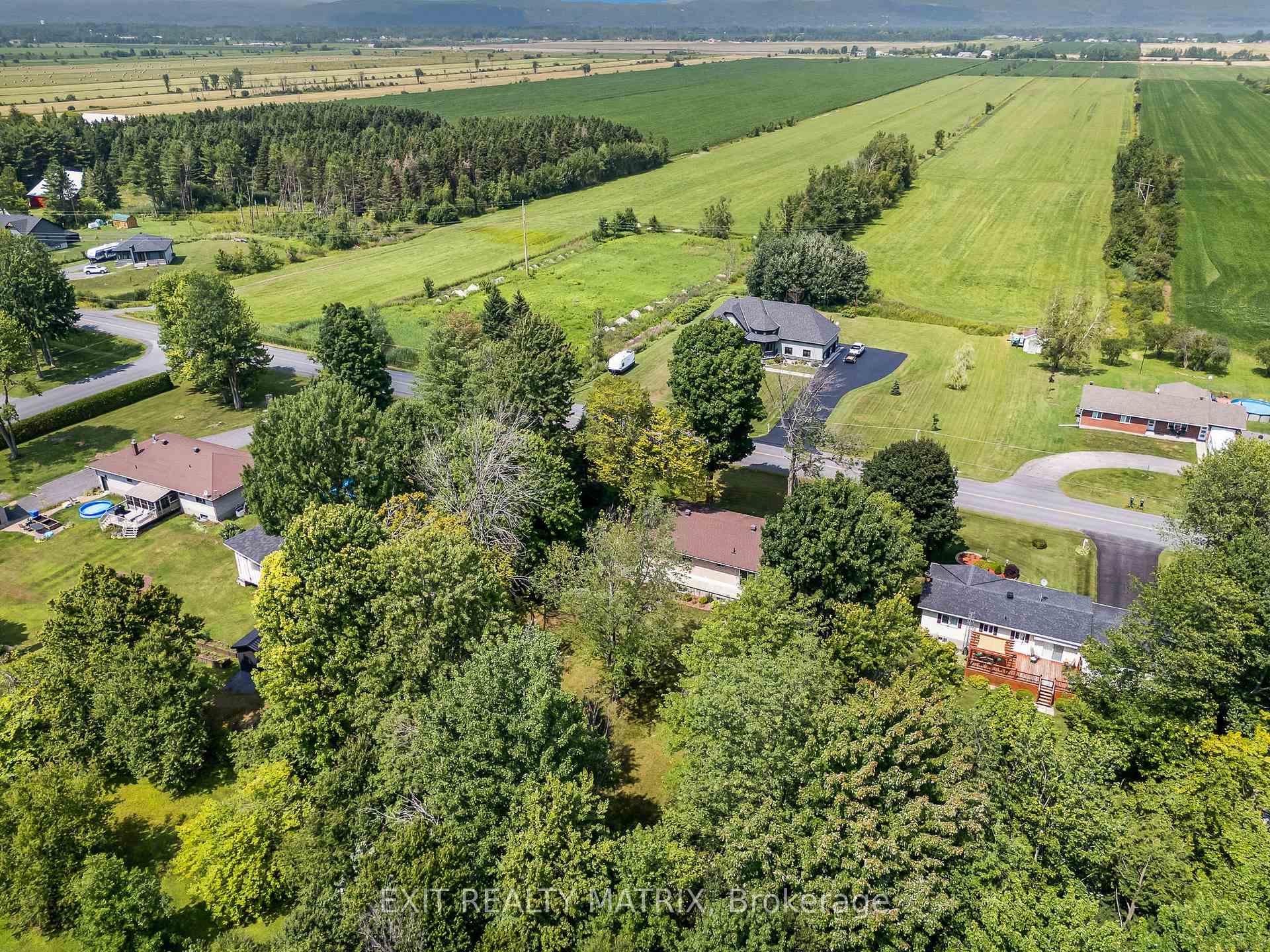 Photo 34 of 1624 Ste-Anne Road, Champlain, Champlain Twp — HOMEH