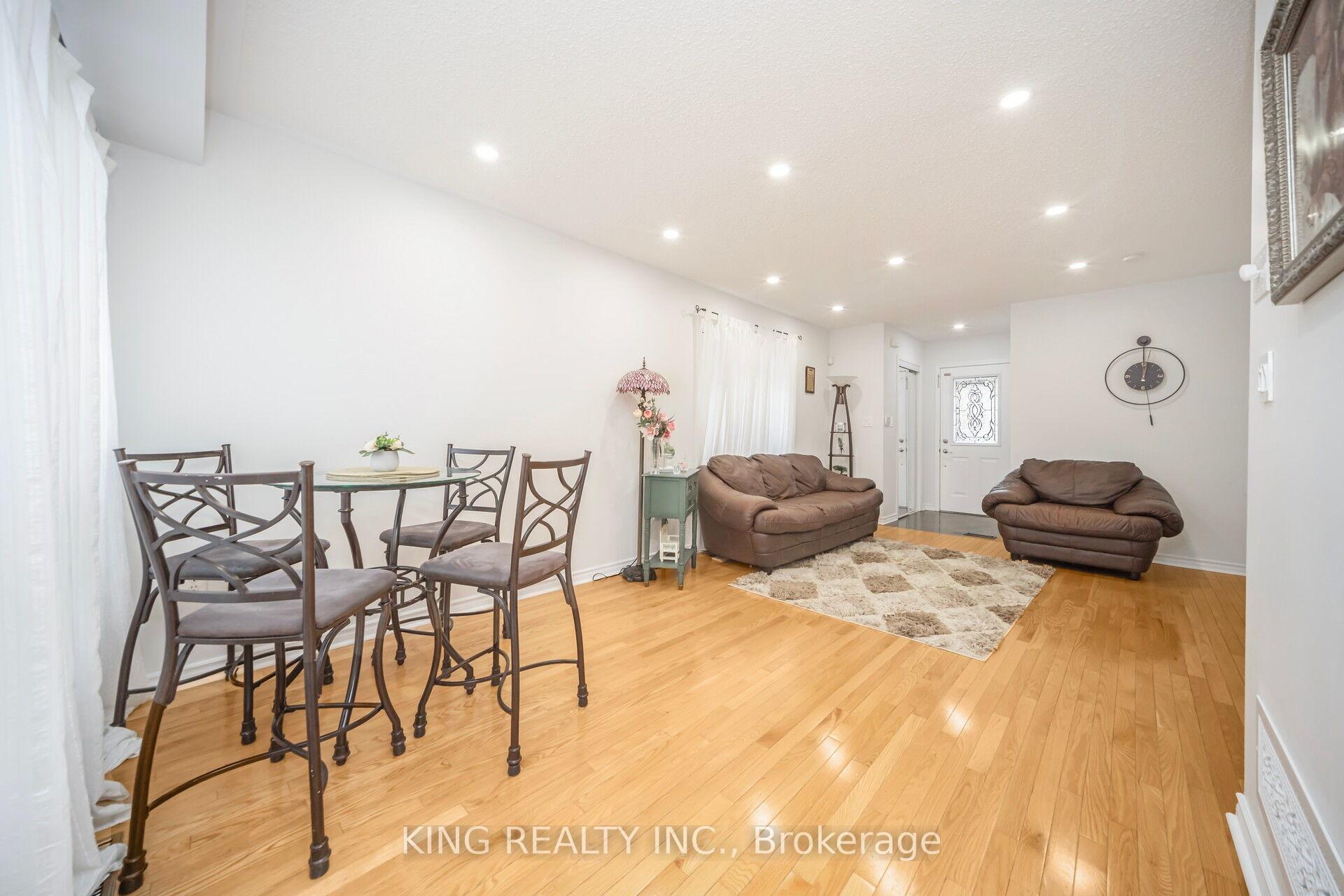 Photo 13 of 107 Herdwick Street, Brampton, Gore Industrial North — HOMEH