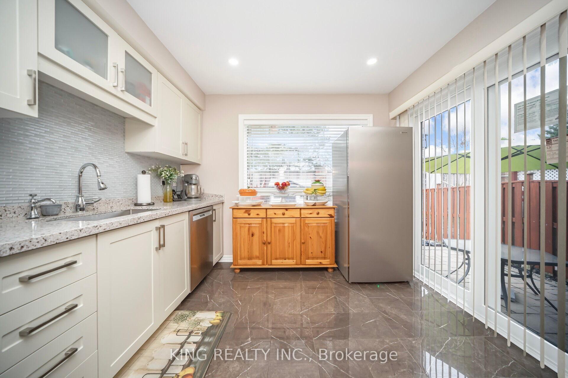 Photo 17 of 107 Herdwick Street, Brampton, Gore Industrial North — HOMEH