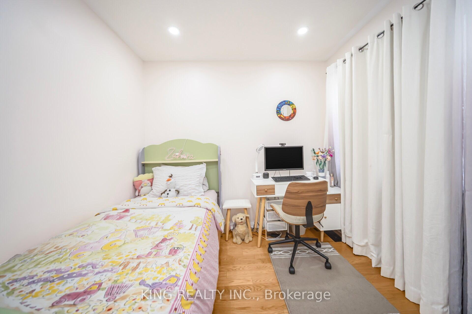 Photo 26 of 107 Herdwick Street, Brampton, Gore Industrial North — HOMEH