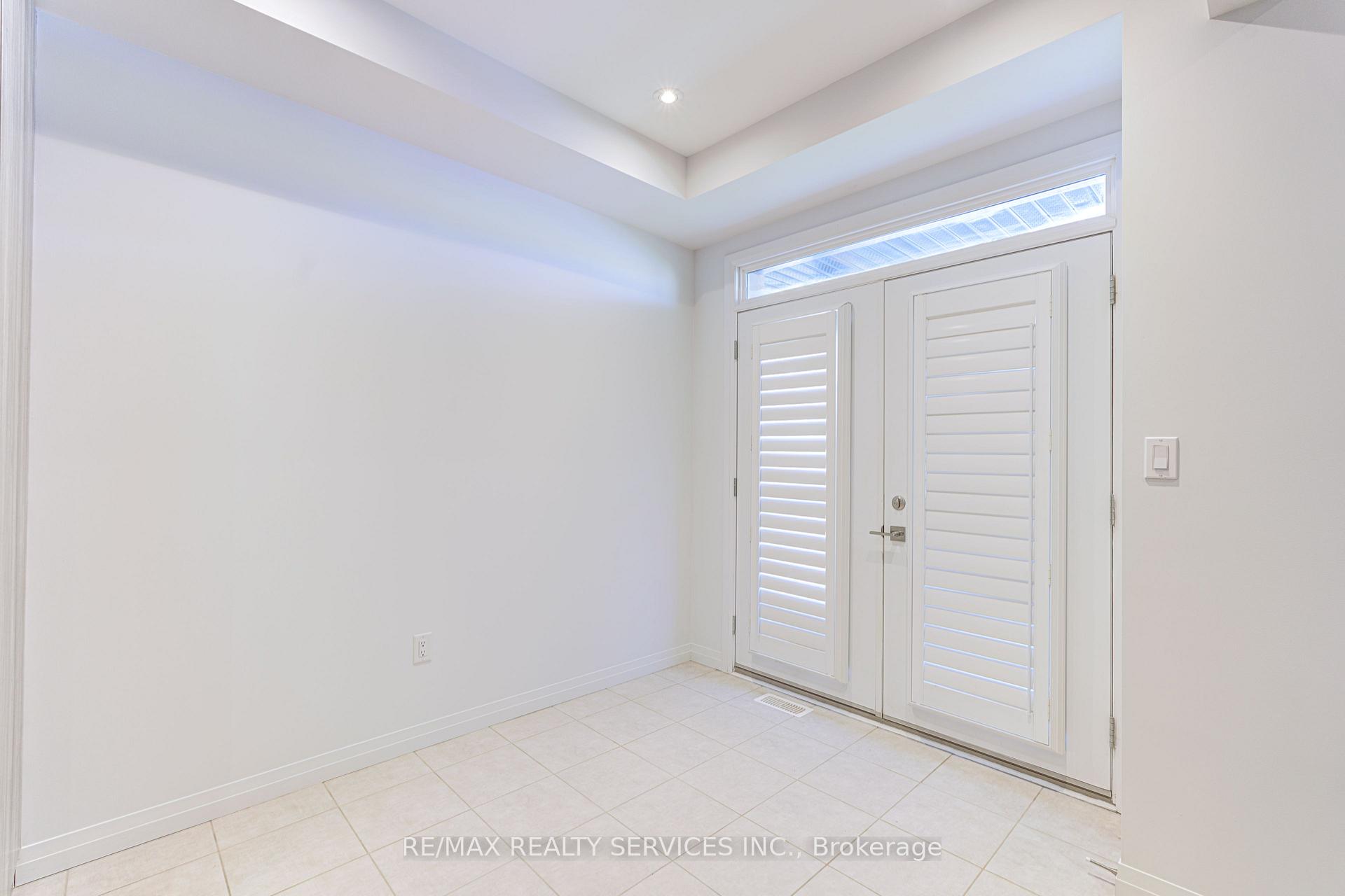 Photo 9 of Unit 191, 30 Times Square Boulevard, Hamilton, Stoney Creek Mountain — HOMEH