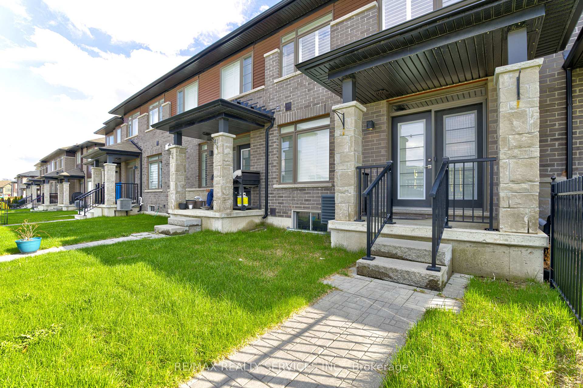 Photo 32 of Unit 191, 30 Times Square Boulevard, Hamilton, Stoney Creek Mountain — HOMEH
