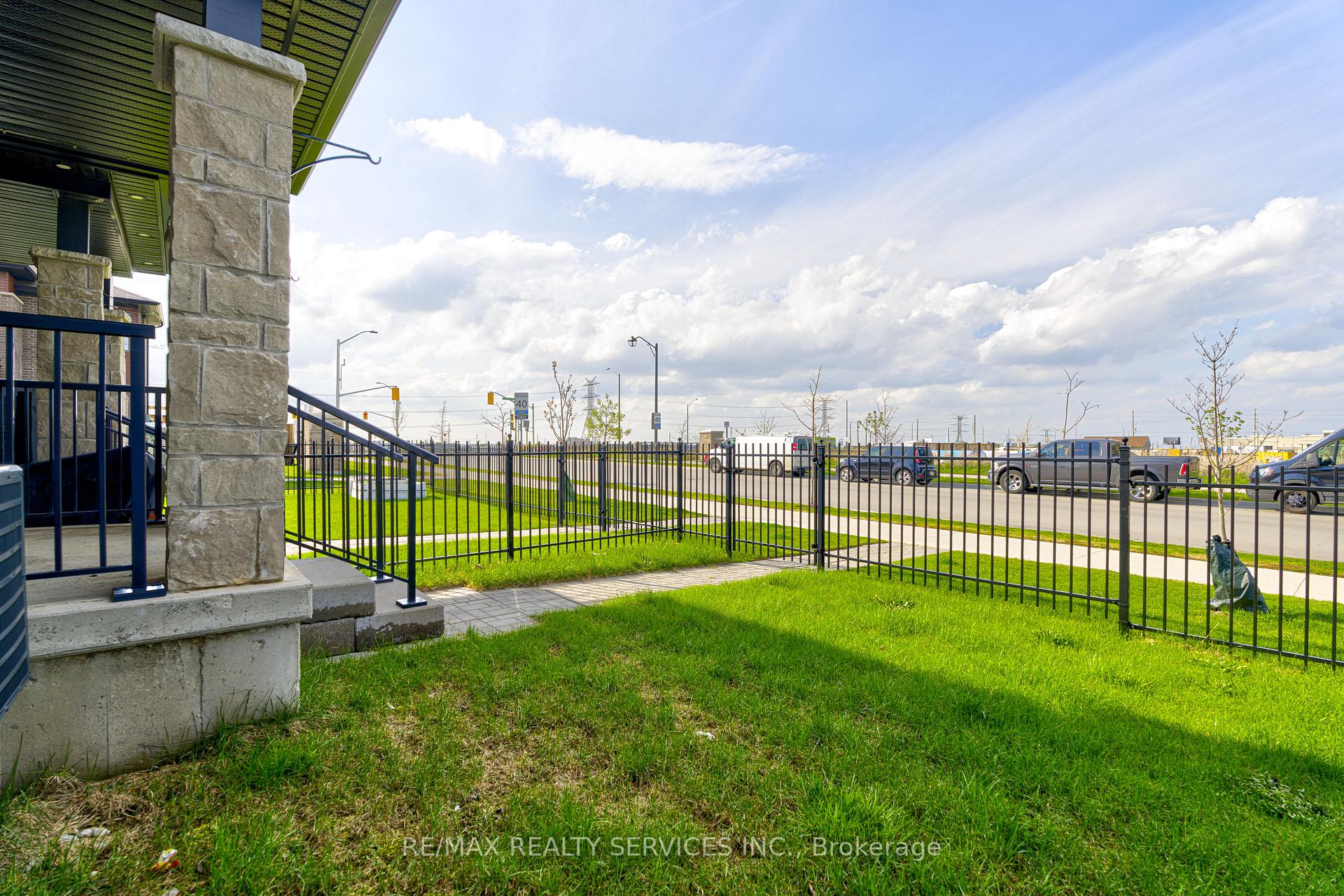 Photo 33 of Unit 191, 30 Times Square Boulevard, Hamilton, Stoney Creek Mountain — HOMEH