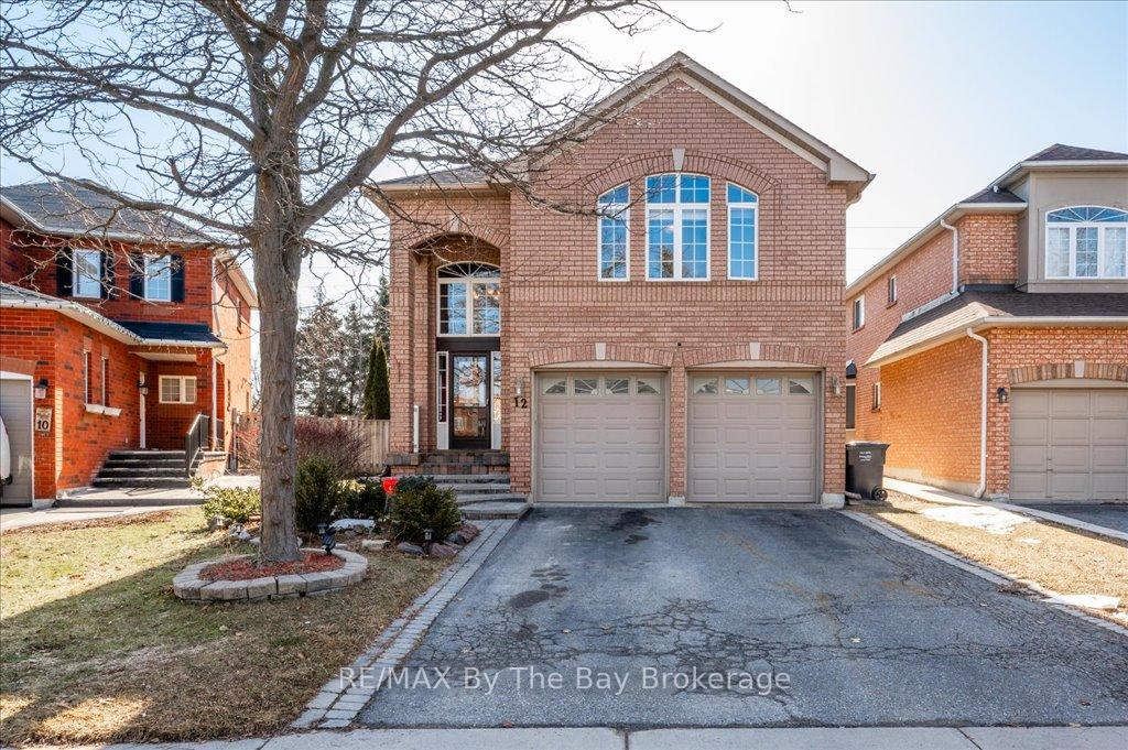 Front of 12 Twin Willow Crescent