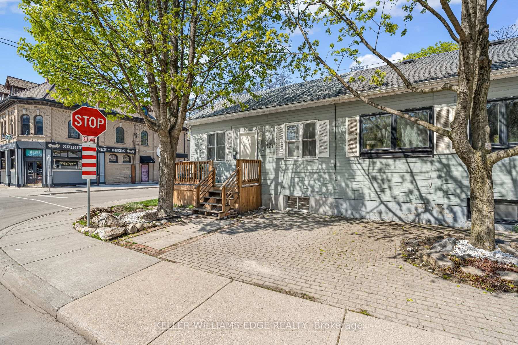 Photo 2 of 177 Young Street, Hamilton, Corktown — HOMEH
