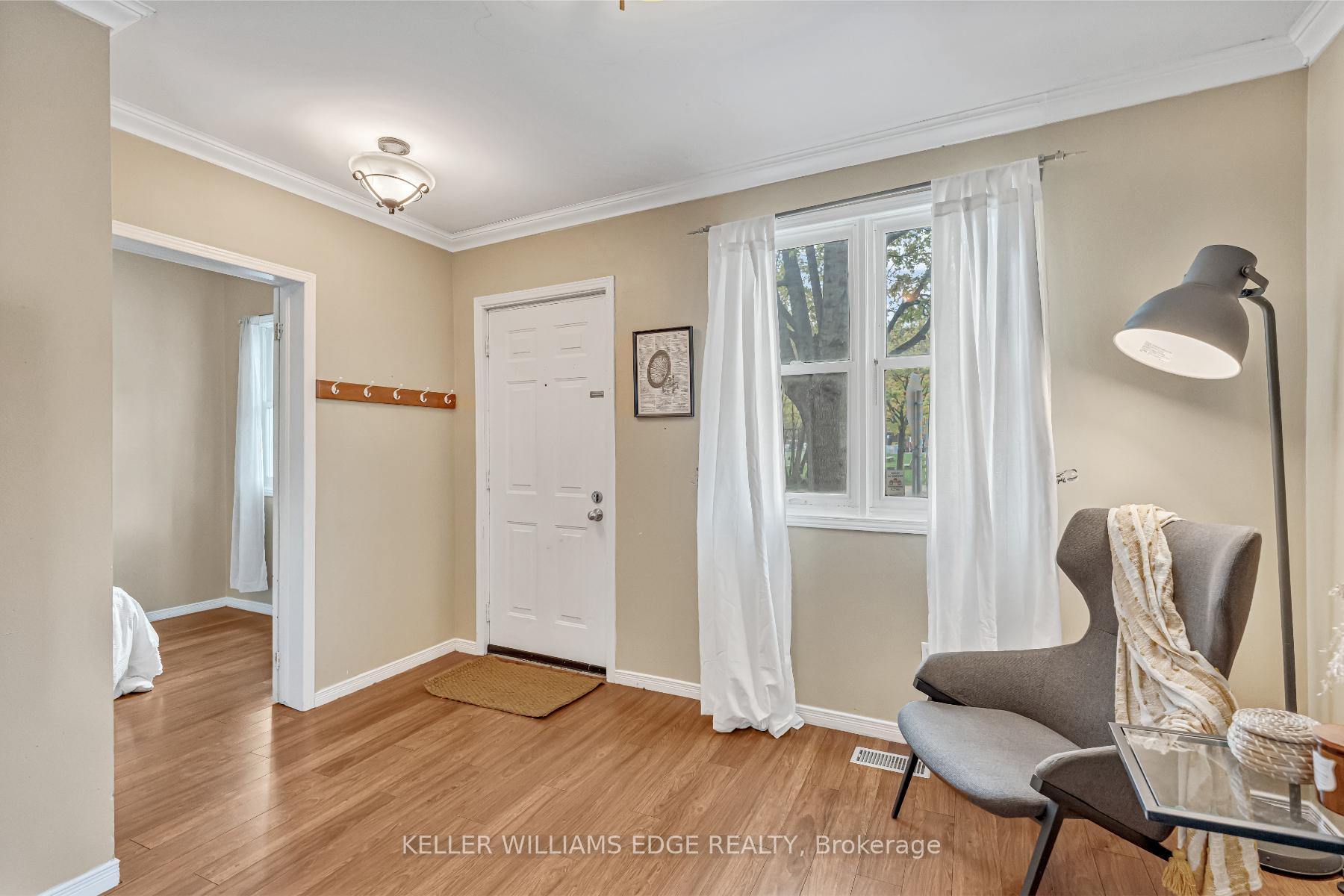 Photo 4 of 177 Young Street, Hamilton, Corktown — HOMEH