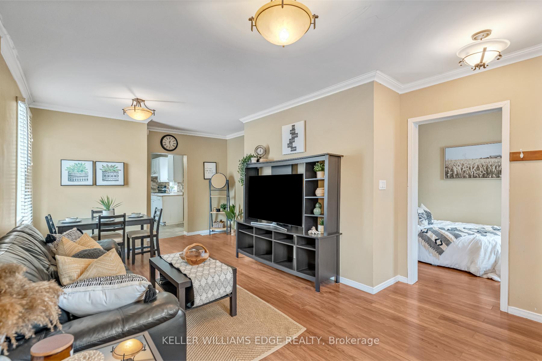 Photo 9 of 177 Young Street, Hamilton, Corktown — HOMEH