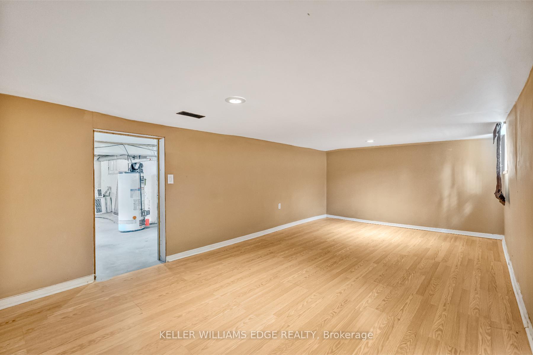 Photo 23 of 177 Young Street, Hamilton, Corktown — HOMEH