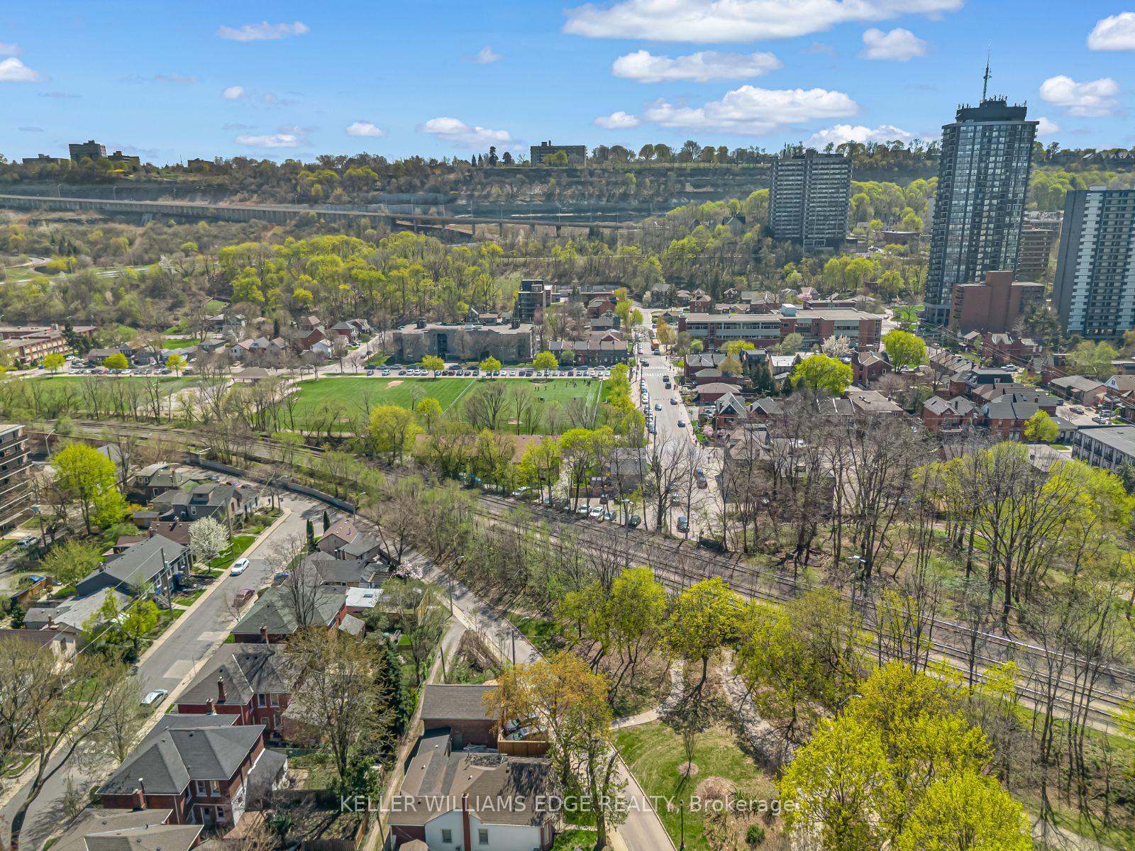 Photo 34 of 177 Young Street, Hamilton, Corktown — HOMEH
