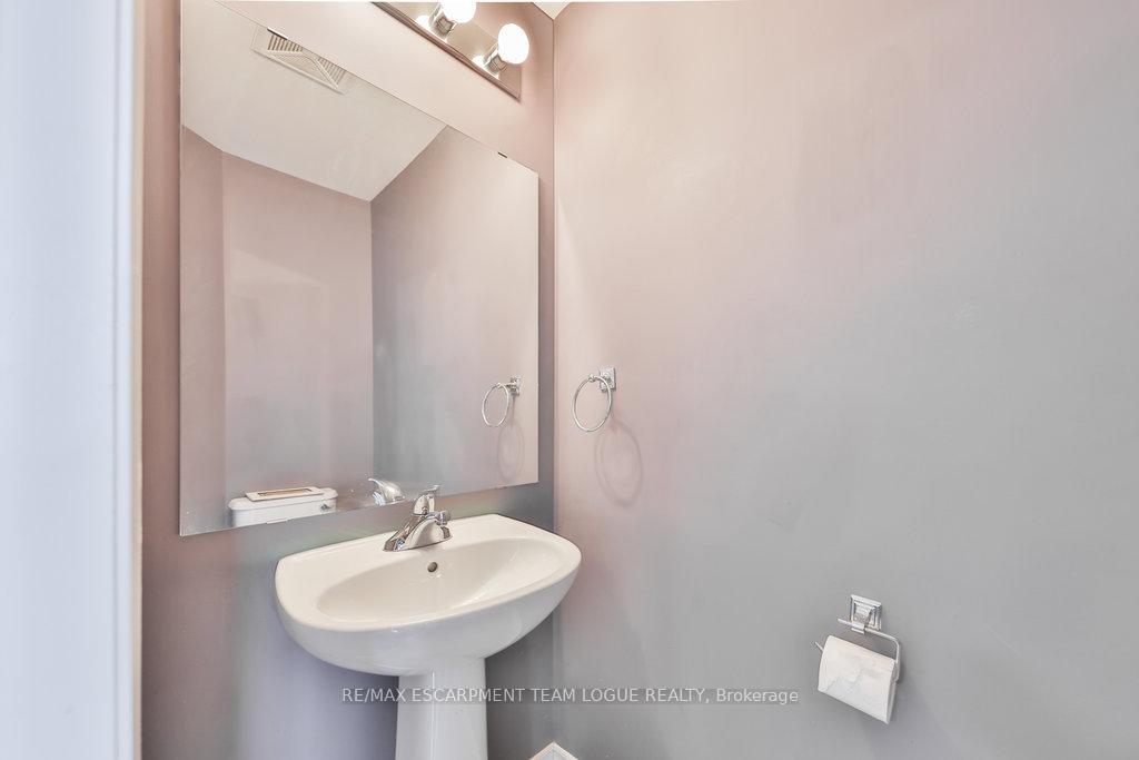 Photo 13 of Unit 7, 5030 Corporate Drive, Burlington, Uptown — HOMEH