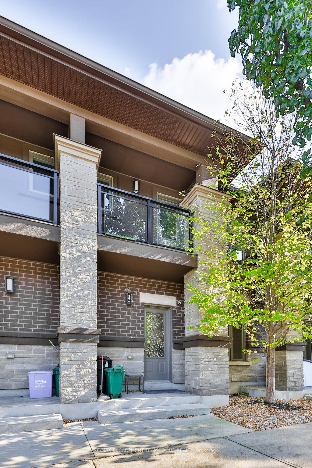 Photo 33 of Unit 7, 5030 Corporate Drive, Burlington, Uptown — HOMEH