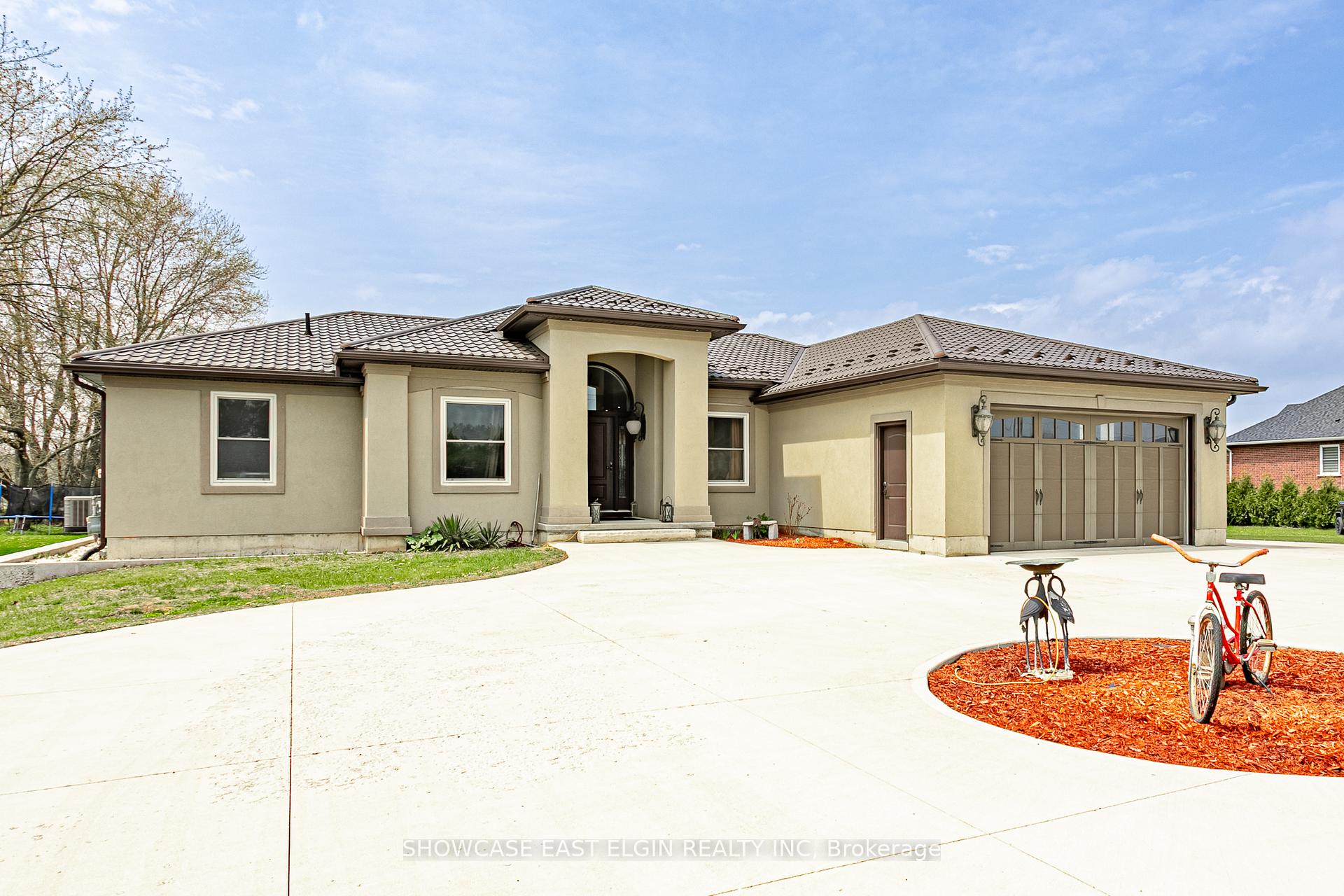 Photo 1 of 8433 Imperial Road, Malahide, Rural Malahide — HOMEH