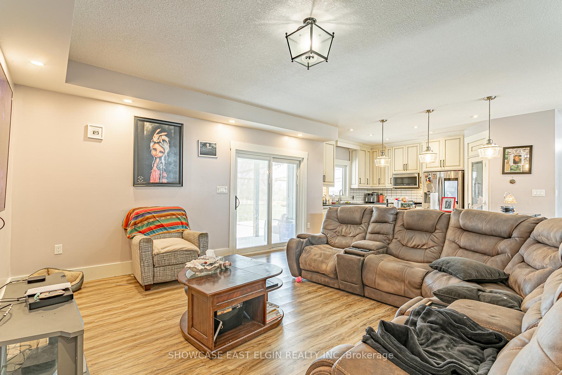 Photo 5 of 8433 Imperial Road, Malahide, Rural Malahide — HOMEH